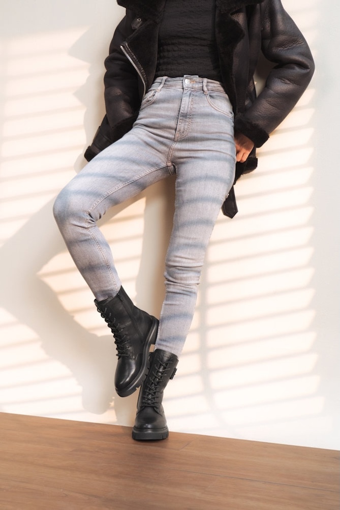 Remonte Schnürboots, Stiefelette, Boots, Profilsohle, Blockabsatz mit Zierschnalle