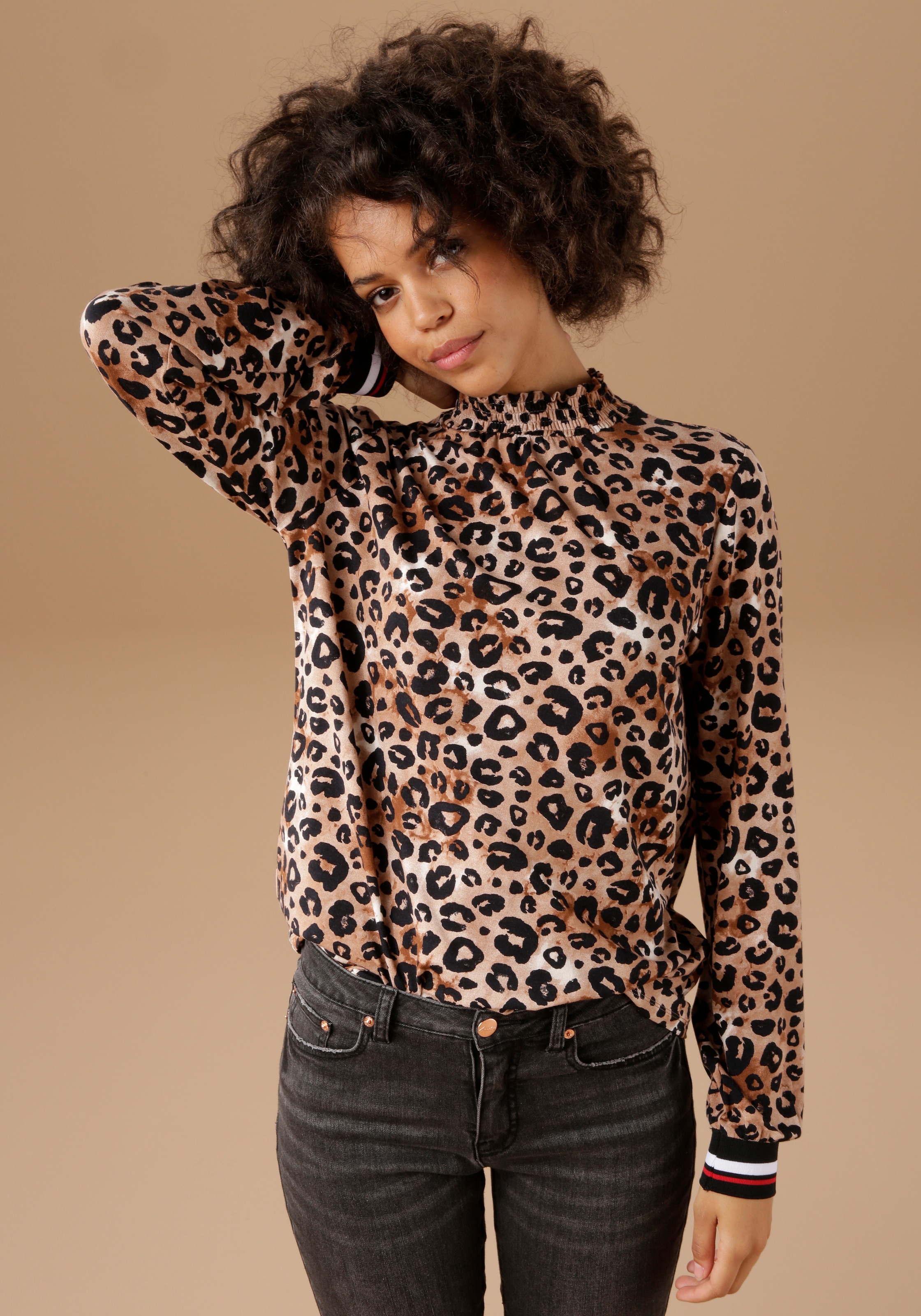 Aniston CASUAL Langarmshirt, mit trendigem Animal-Print und gestreiften  Bündchen für bestellen | BAUR
