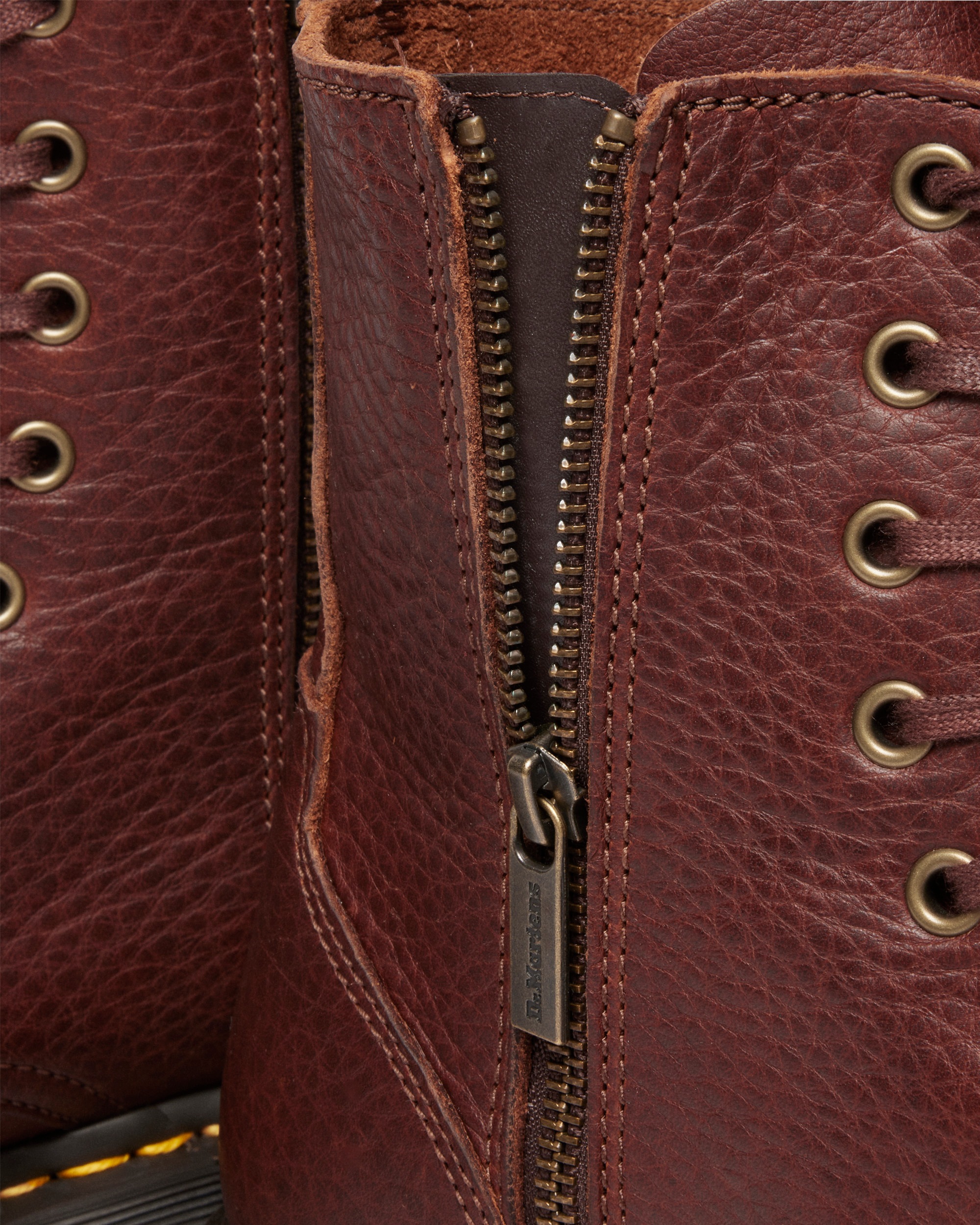 DR. MARTENS Schnürboots »Jadon«  , Stiefelette, Freizeitschuh mit Plateausohle, 8-Eye-Boot