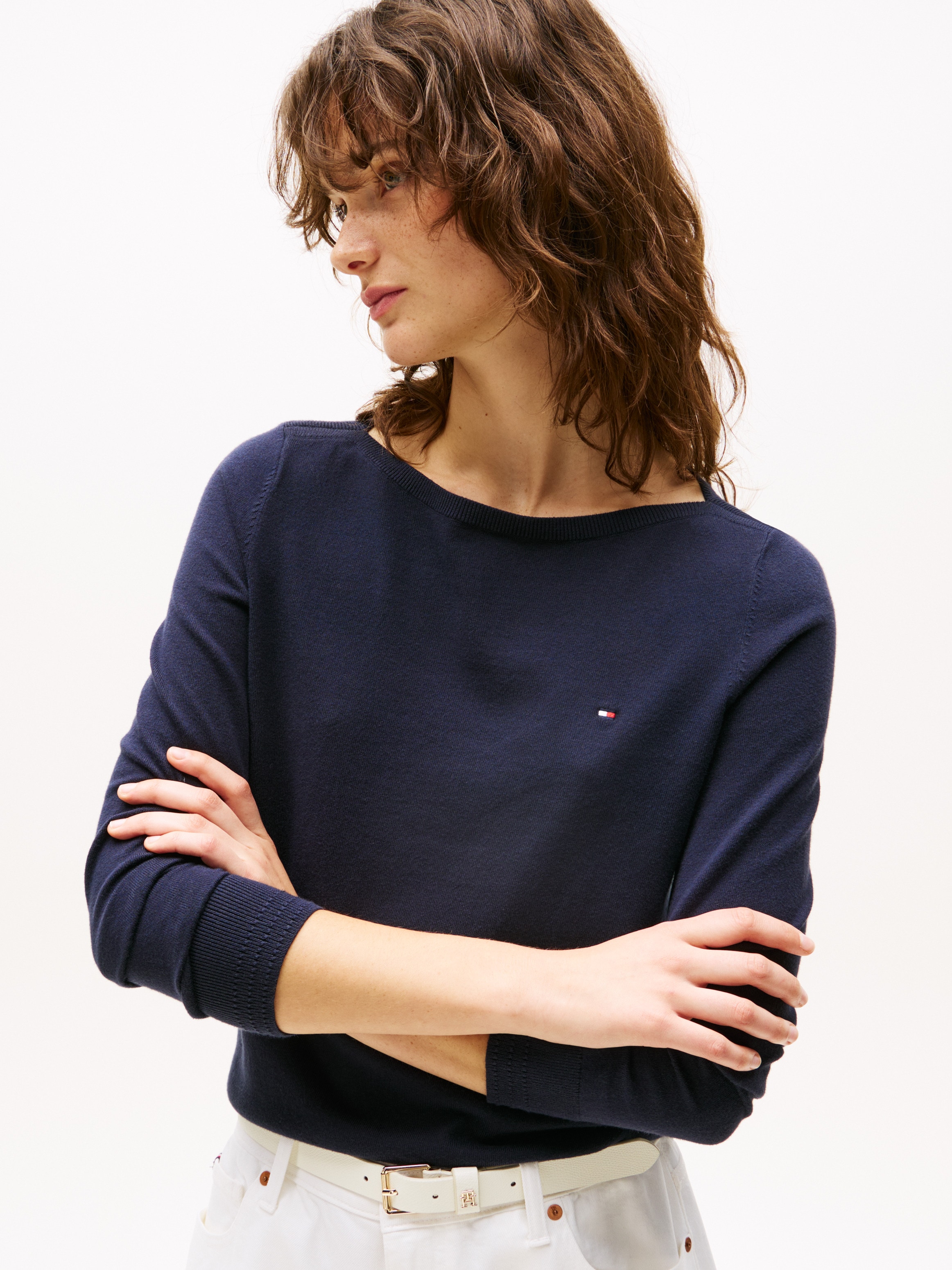 Tommy Hilfiger Strickpullover »CO JERSEY STITCH V-NK SWEATER«, mit Tommy Hilfiger Logo-Flag