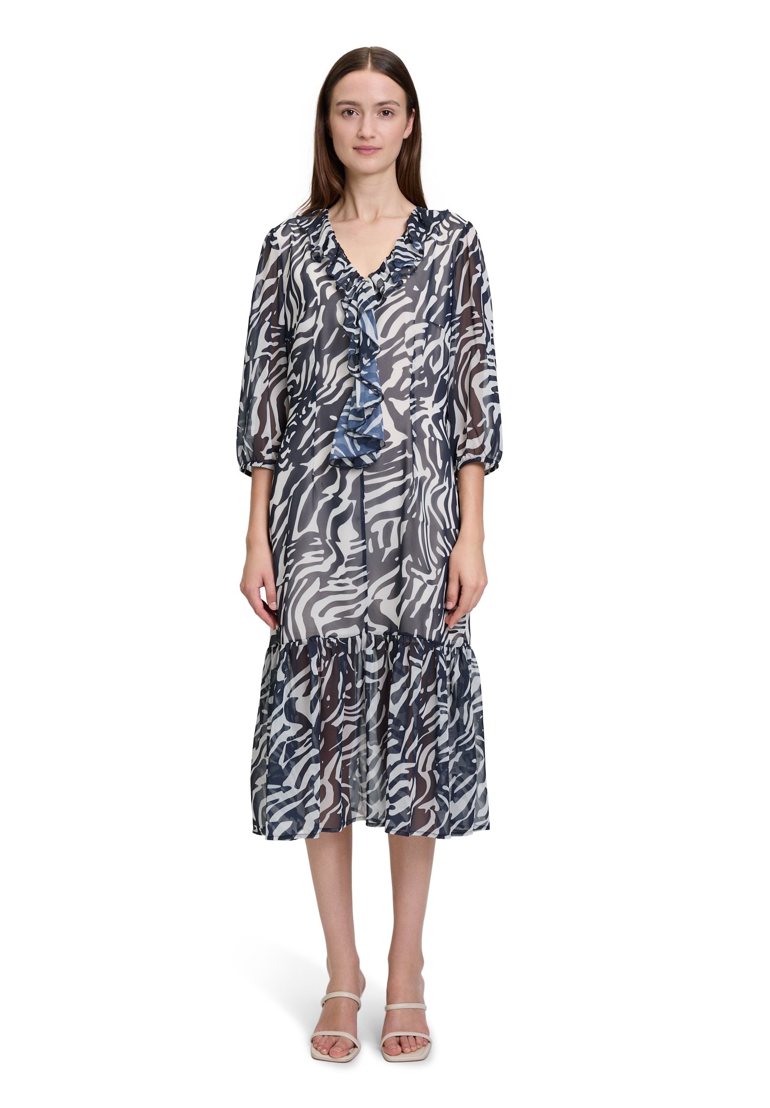 Betty&Co Volantkleid "Betty & Co Damen Sommerkleid Volantkleid mit V-Aussch günstig online kaufen