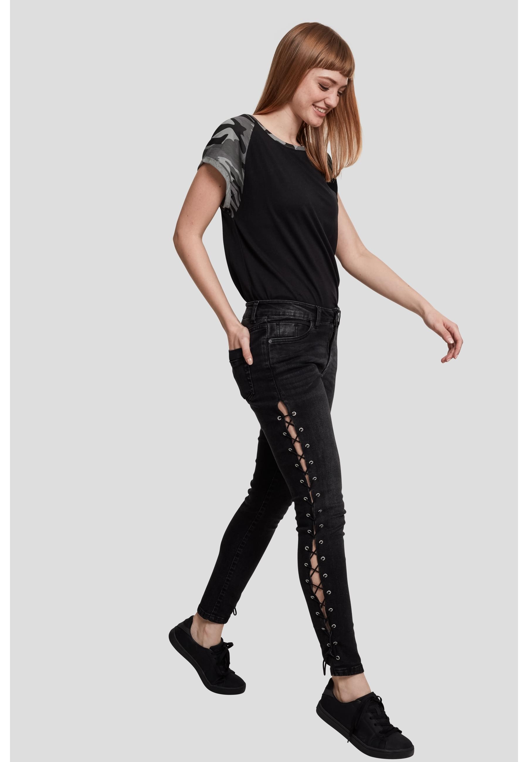 URBAN CLASSICS Kurzarmshirt »Urban Classics Damen Ladies Contrast Raglan Tee«, (1 tlg.)