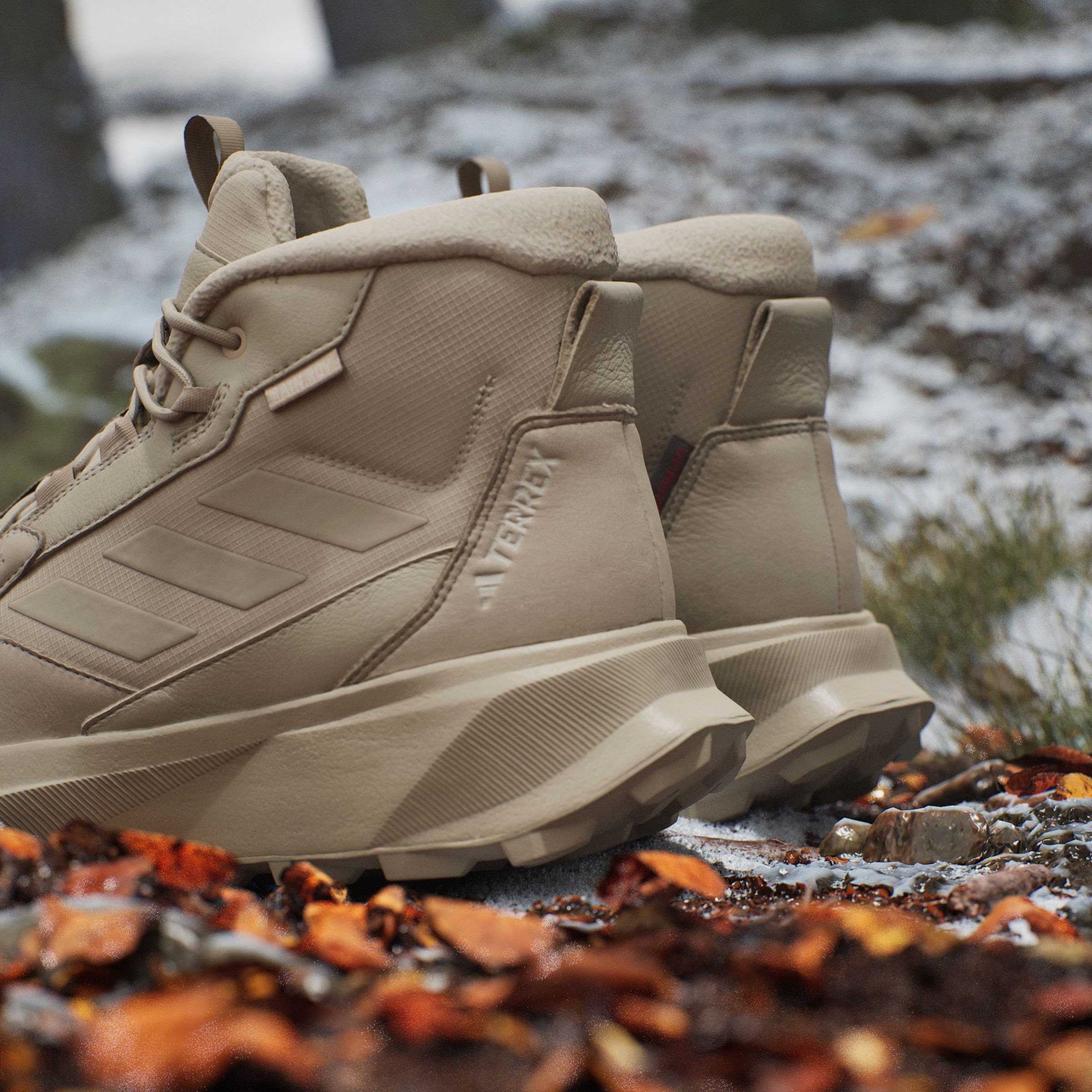 adidas TERREX Winterboots »TERREX WINTER LEATHER MID CUT RAIN.RDY COLD.RDY«, Snowboots, Winterstiefel, Winterschuhe, wasserdicht und gefüttert
