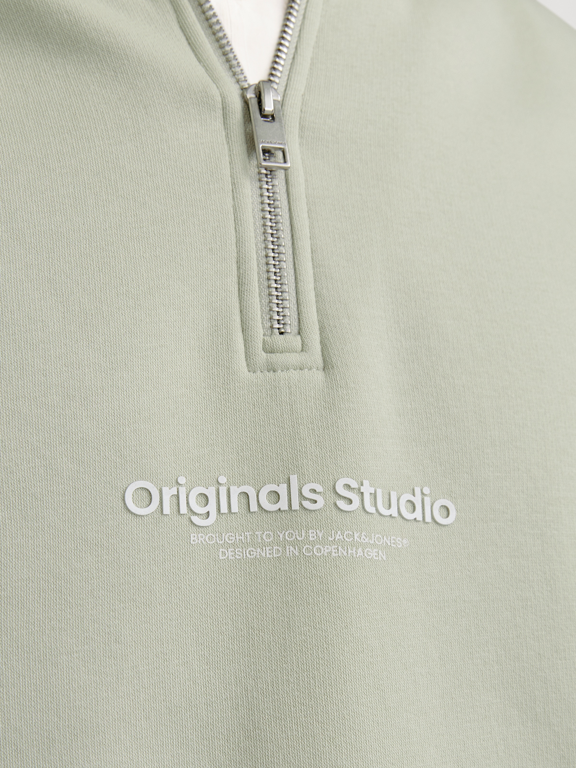 Jack & Jones Sweatshirt »JORVESTERBRO SWEAT QUARTER ZIP HN NOOS«, im Troyer-Look