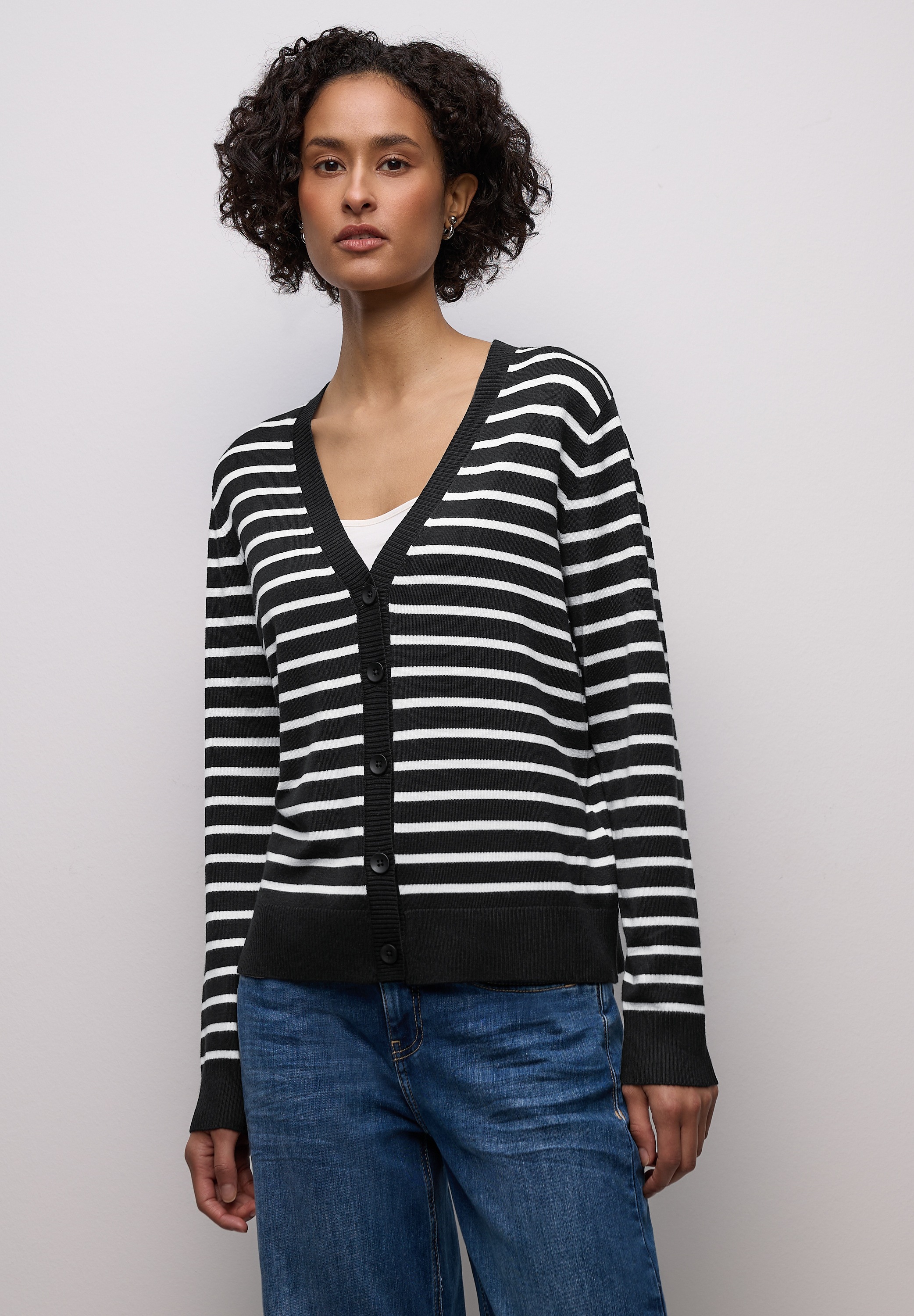 Street One Women's Cardigan Black Size 40