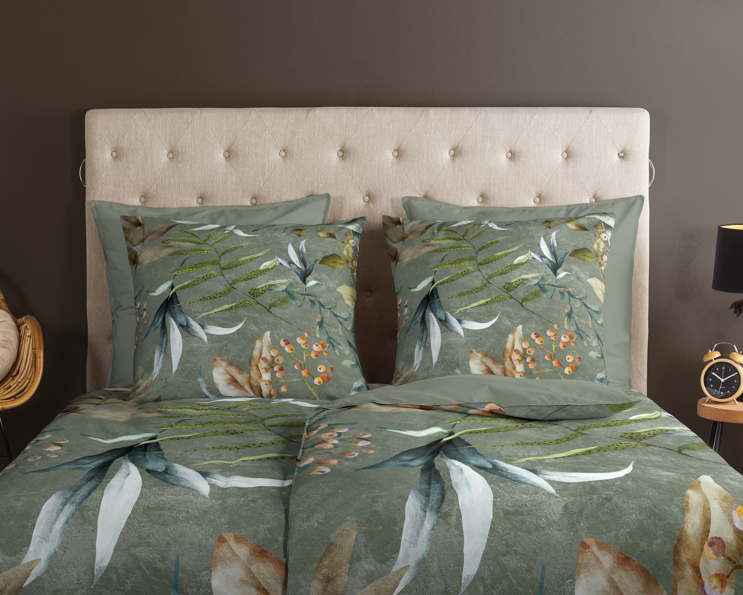 good morning Wendebettwäsche »Janika« 2 Stk. tlg. 100% Baumwolle, Renforcé, Reißverschluss, Wendeoptik, Blätter, grün