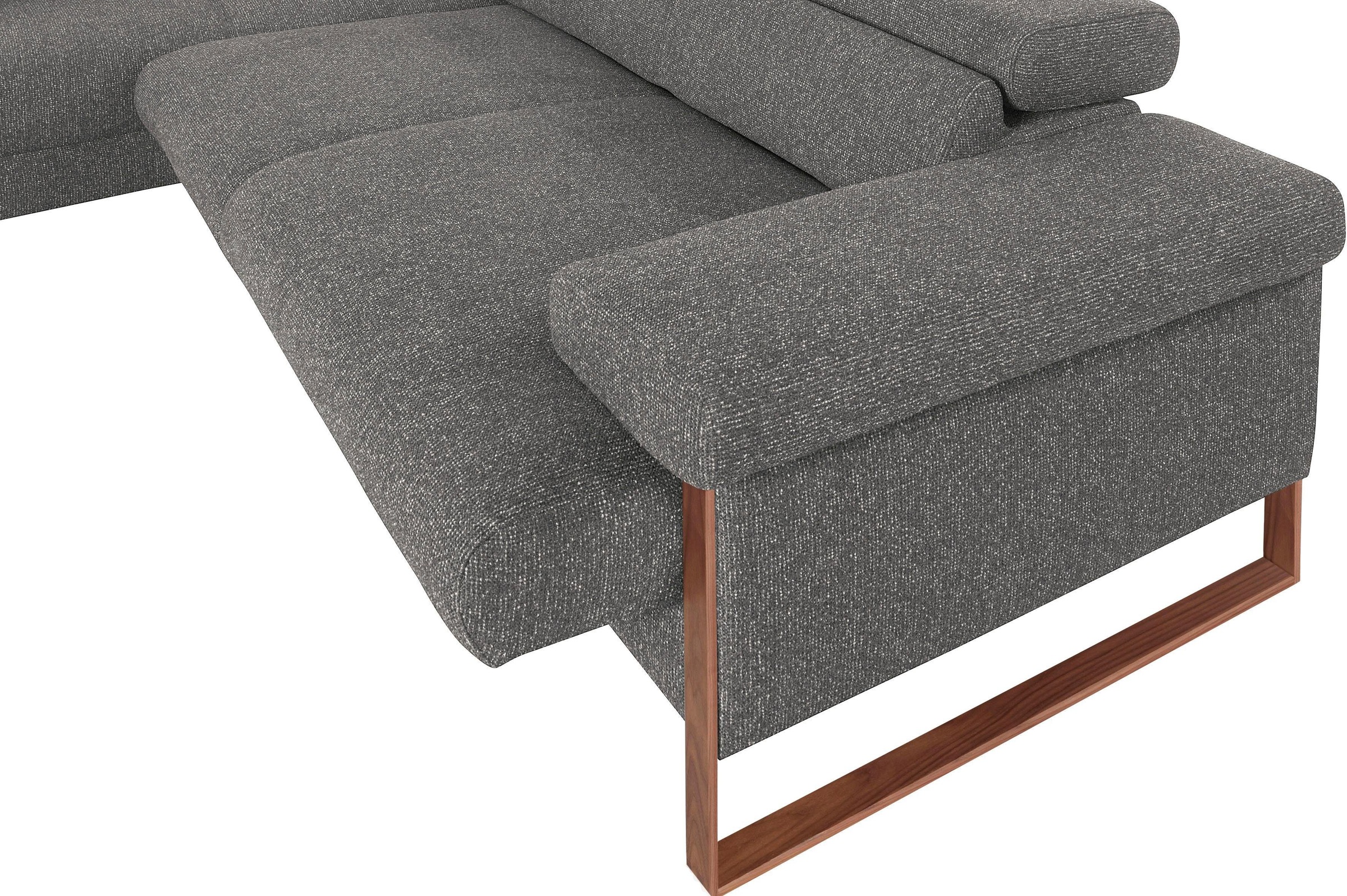 W.SCHILLIG Ecksofa »finn, Designsofa mit tollem Sitzkomfort, bequem, L-Form«, German Design Award 2016, Fußgestell Nussbaum natur, Breite 281 cm