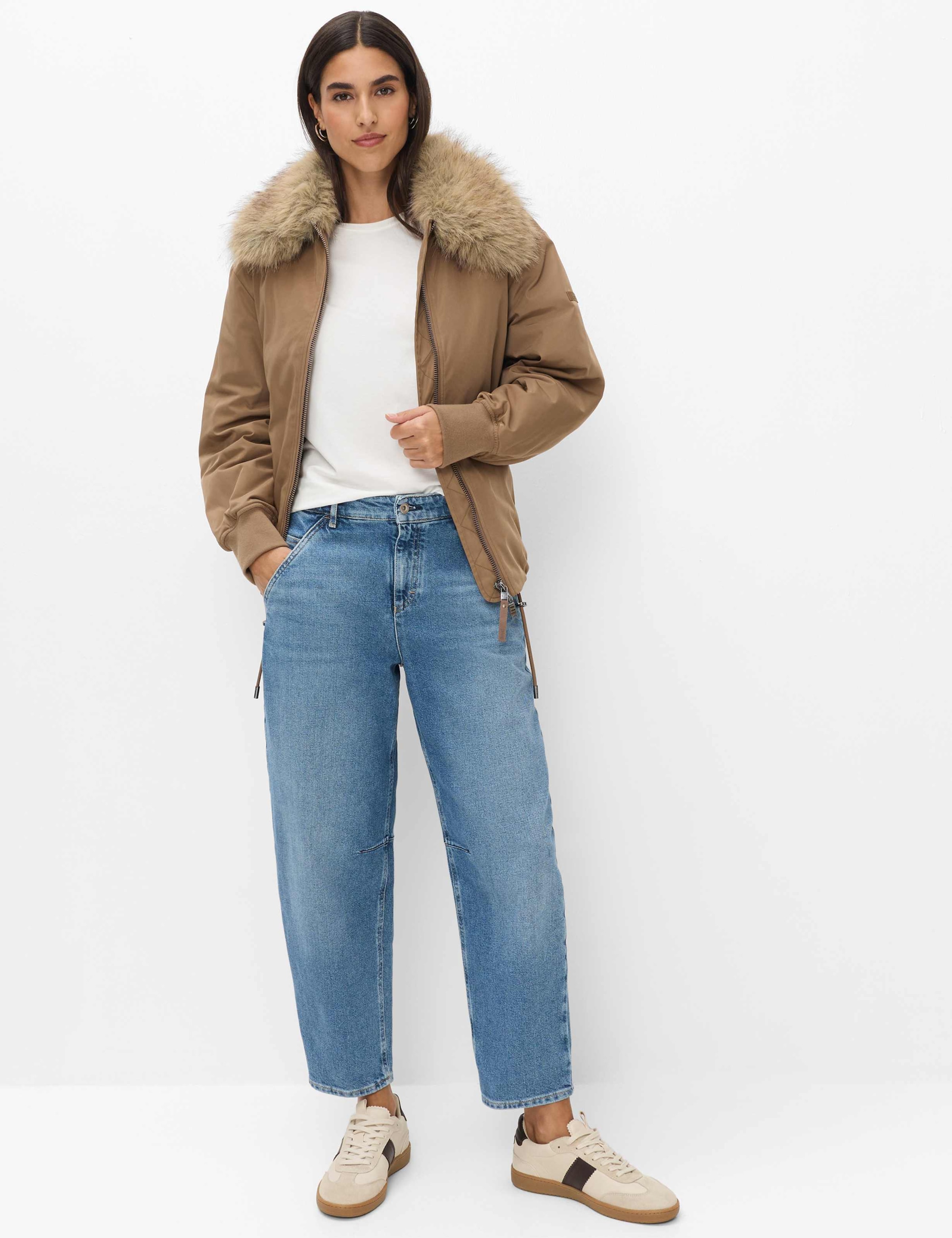 Brax 5-Pocket-Jeans »Style MEGAN S« Re Soul Denim: Five-Pocket-Jeans im Barrel Fit