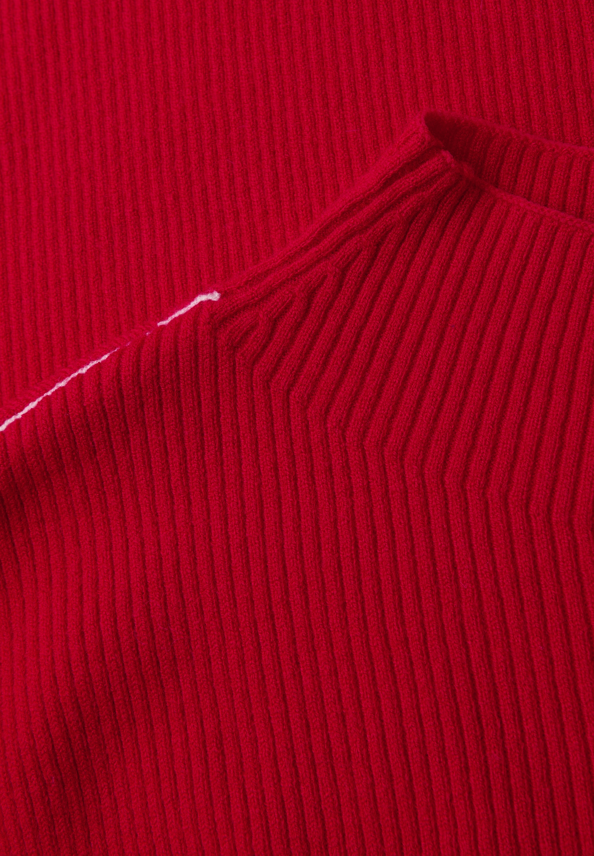 STREET ONE Rollkragenpullover mit Tape Detail am Ärmel