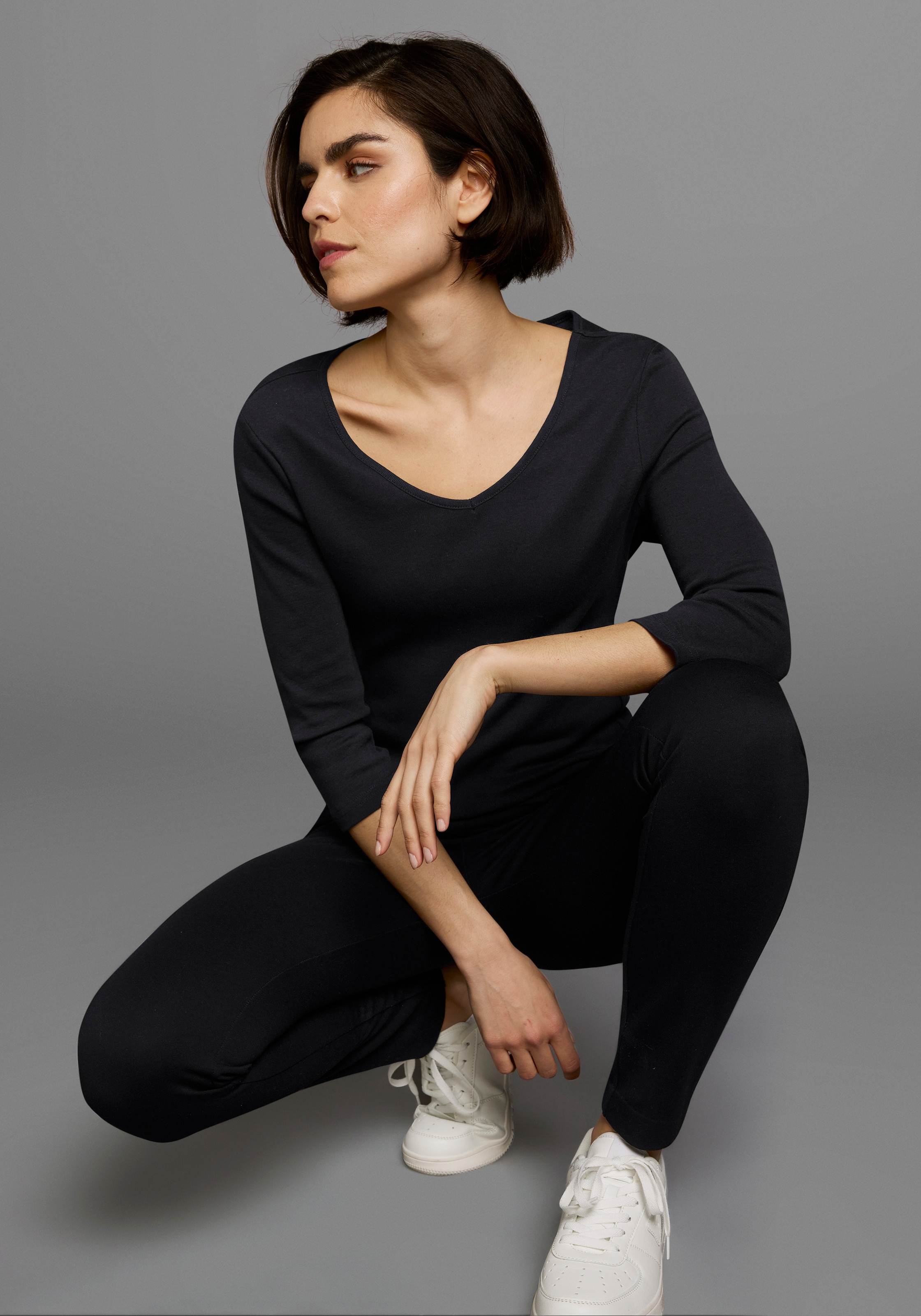 Flashlights V-Shirt Packung, 2er-Pack, 2 Stk. unifarben, V-Ausschnitt, Basi günstig online kaufen