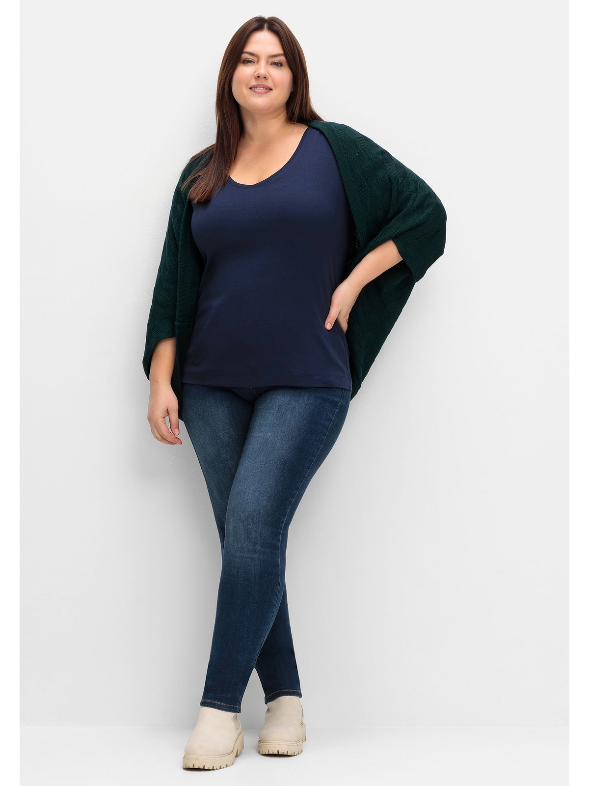 Sheego Strickjacke »Große Größen«, im tonigen Schachbrettmuster