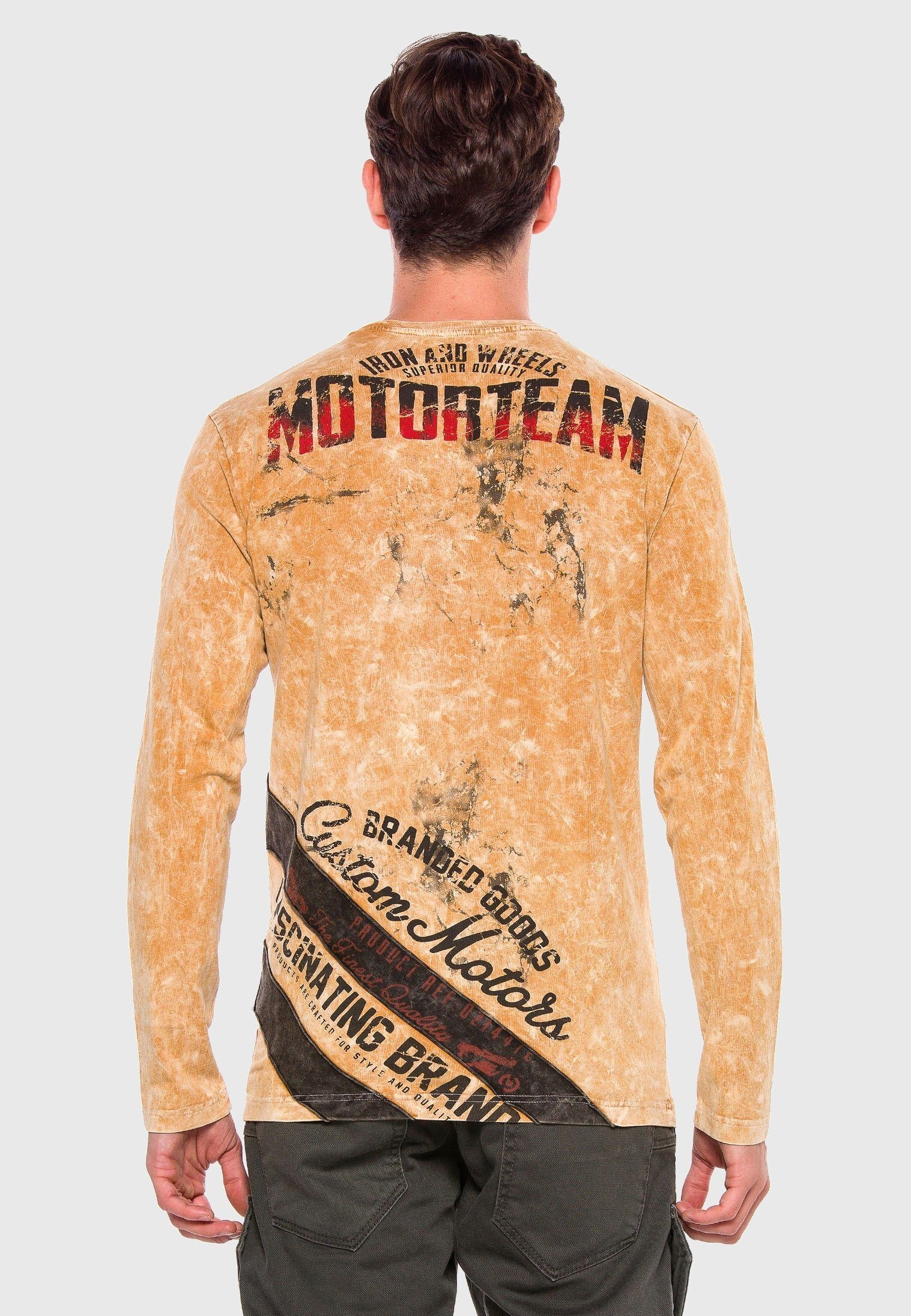 Cipo & Baxx T-Shirt »Langarmshirt«, mit modischem Print