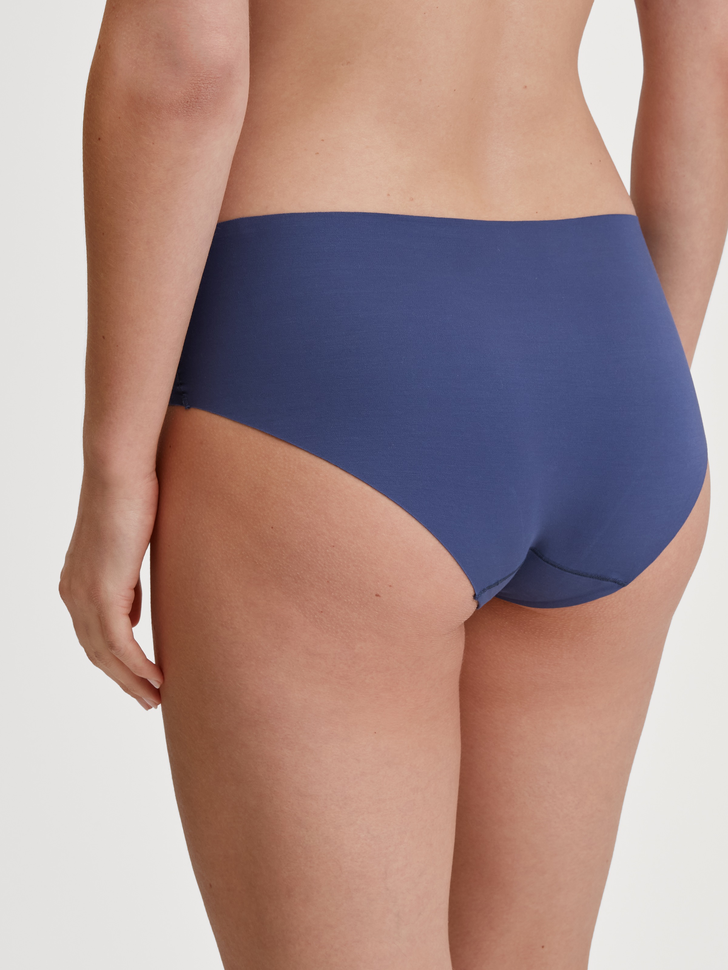 Thumbnail - CALIDA Midislip "Modern Fit" seidig weich, atmungsaktiv, Interlock-Qualität, cleaner Look