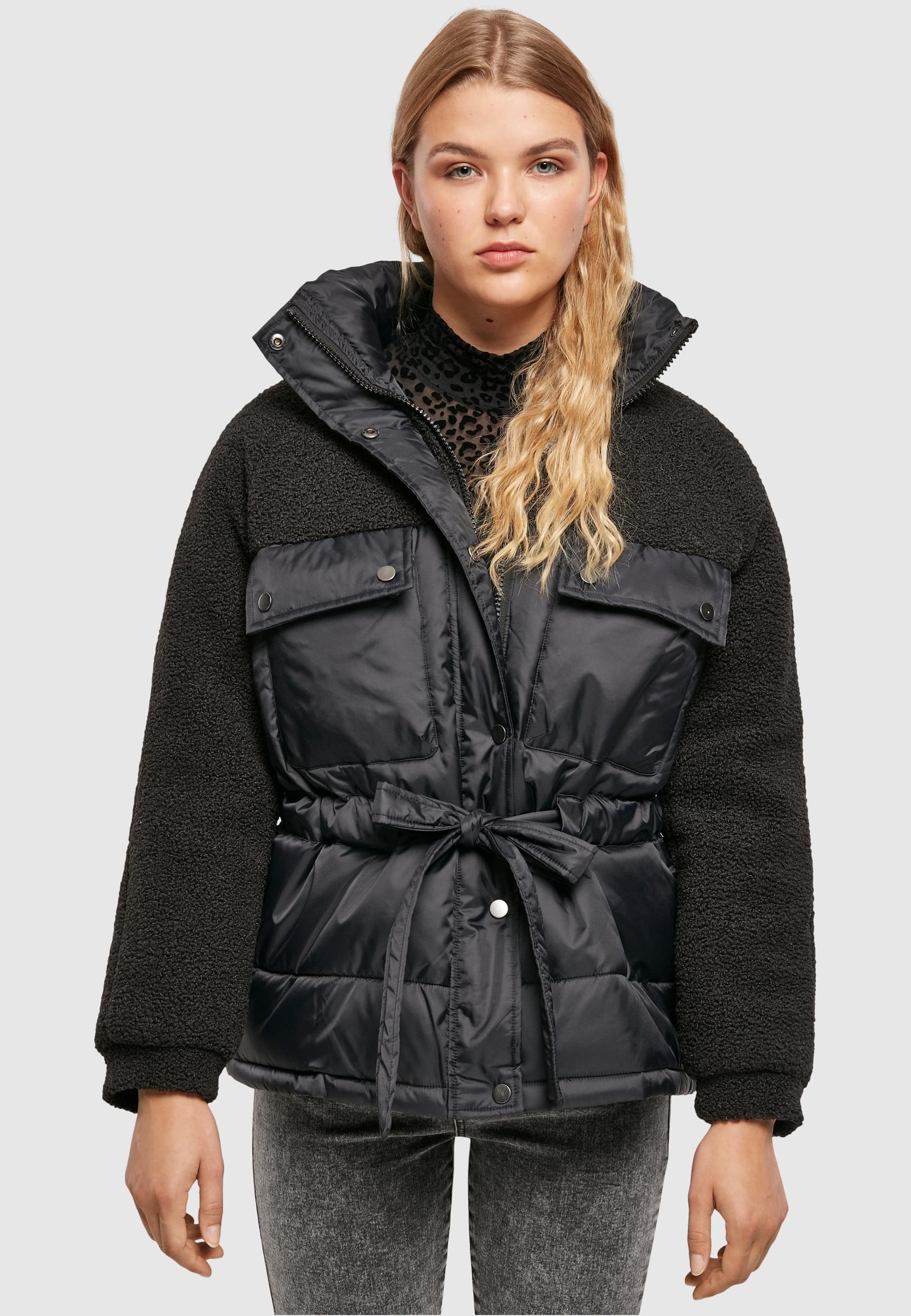 URBAN CLASSICS Winterjacke »Urban Classics Damen Ladies Sherpa Mix Puffer Jacket«, (1 St.), ohne Kapuze