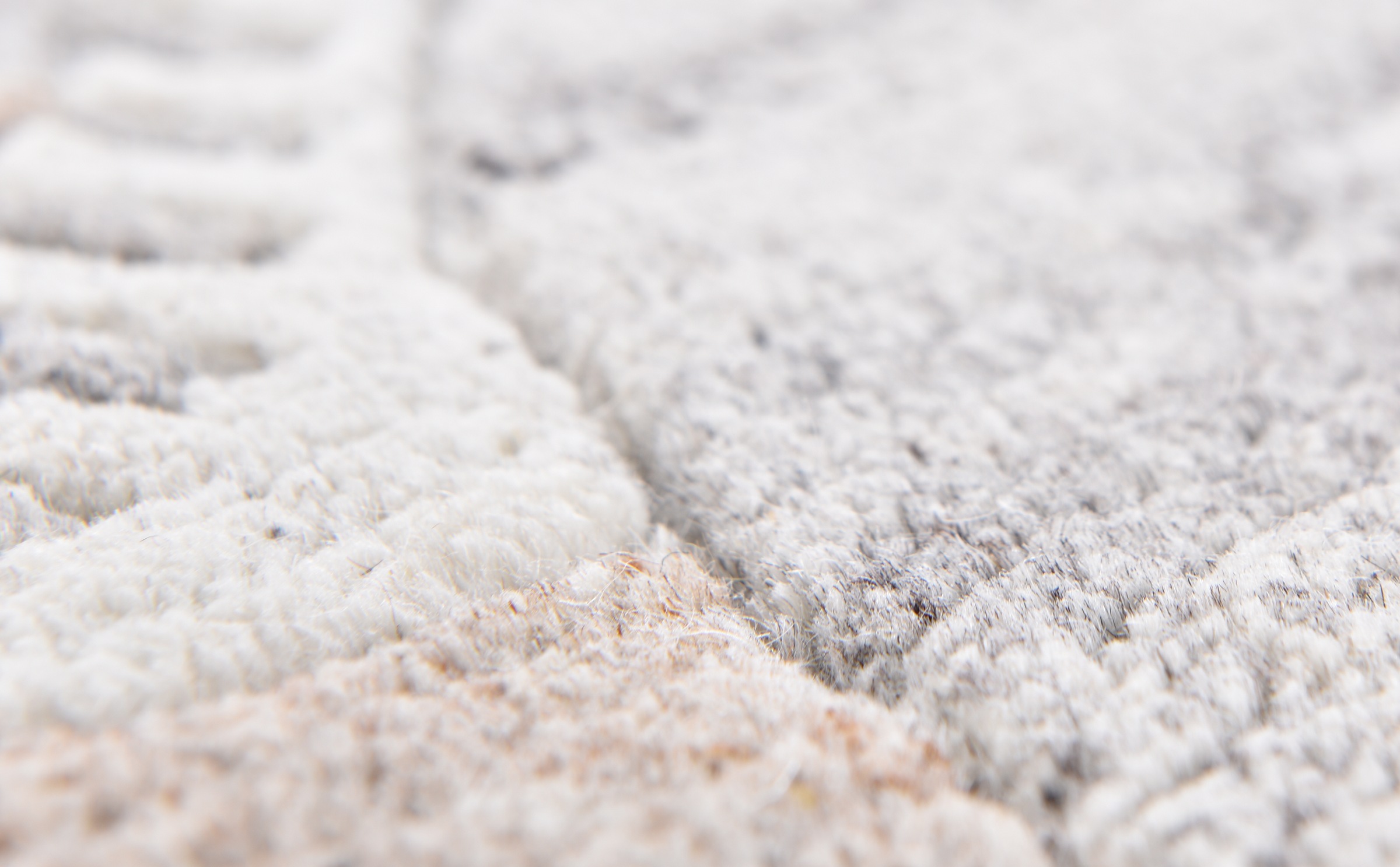 Thumbnail - THEKO Wollteppich "Royal Natur 6030" rund 14 mm Höhe reine Wolle, handgetuftet, mit Bordüre