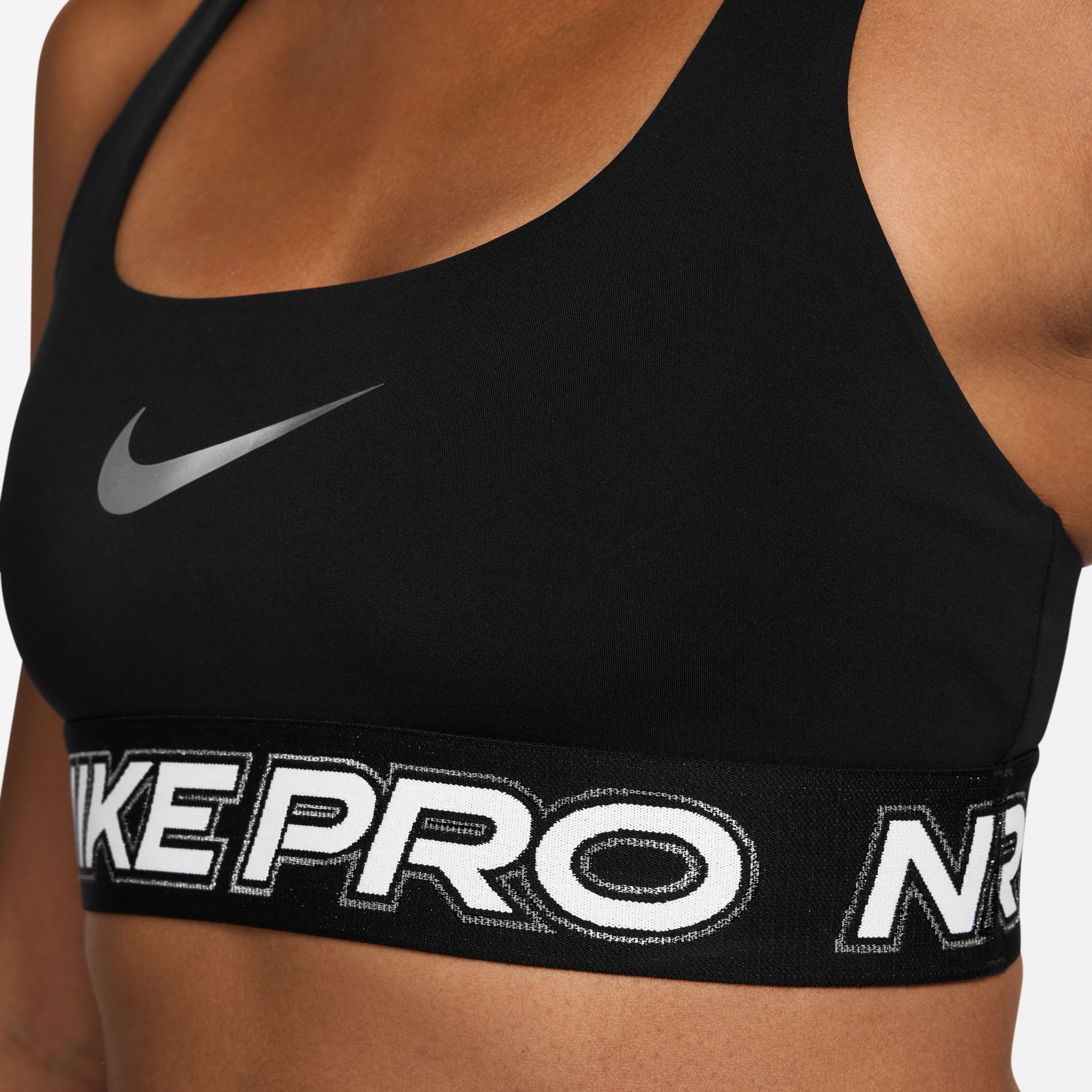 Nike Tanktop »W NP DF BRA TT GRX« sportlicher Stil, für Training und aktive Tage, leichtes Tragegefühl