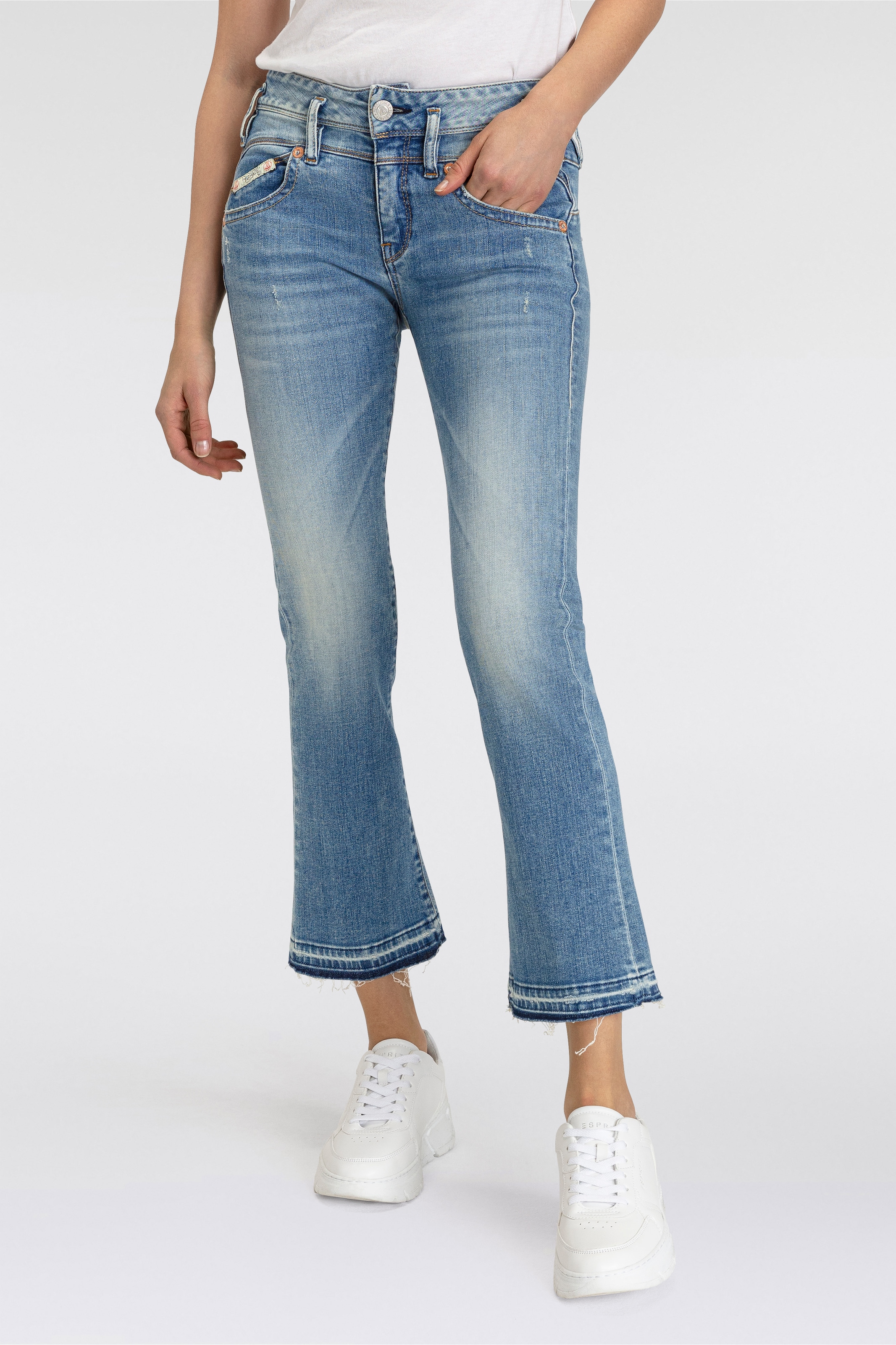 Herrlicher Bootcut-Jeans »Pearl Boot Cropped Organic Denim«, mit offenem Saum