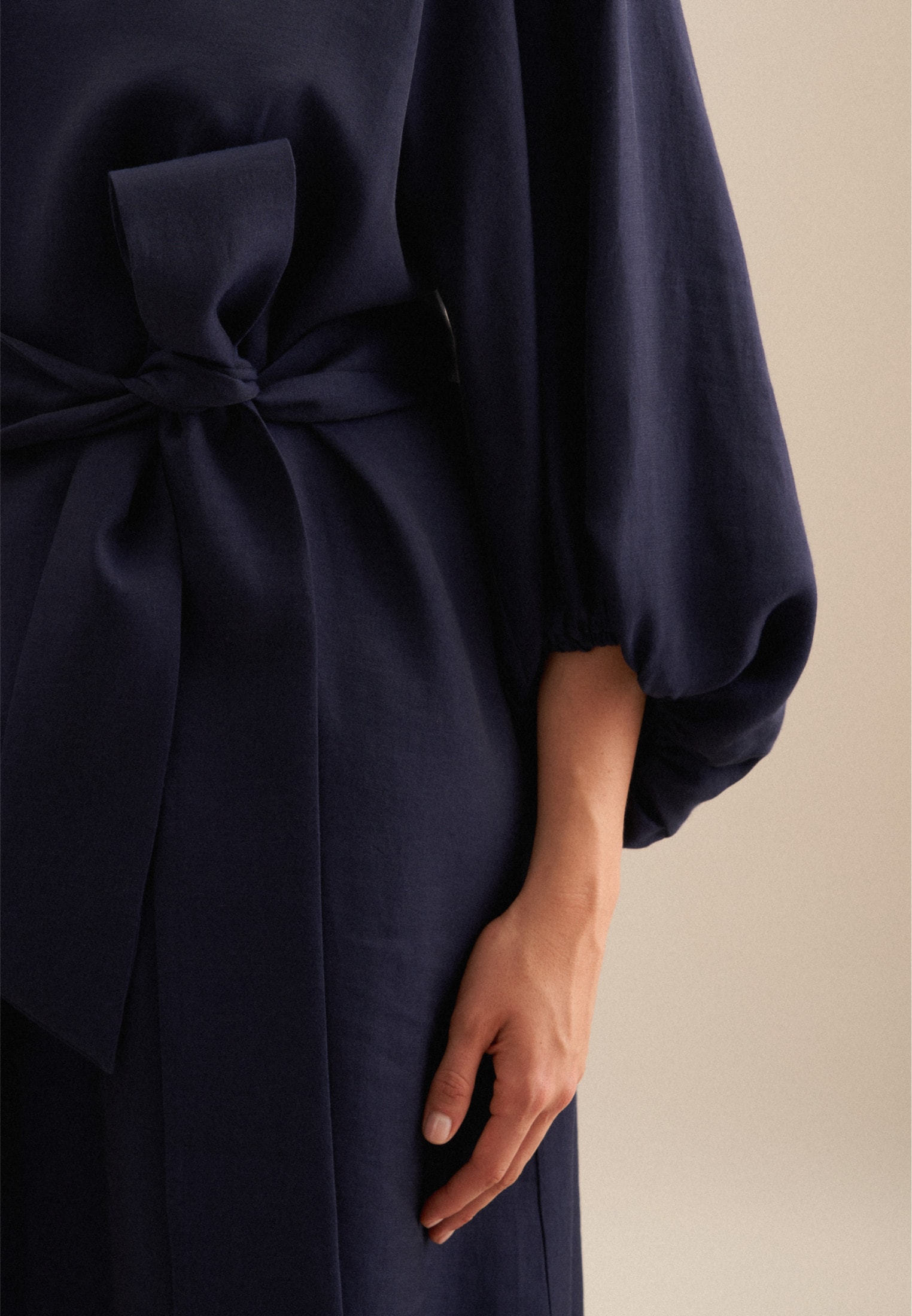seidensticker Sommerkleid »Schwarze Rose«, 3/4-Arm V-Neck Uni