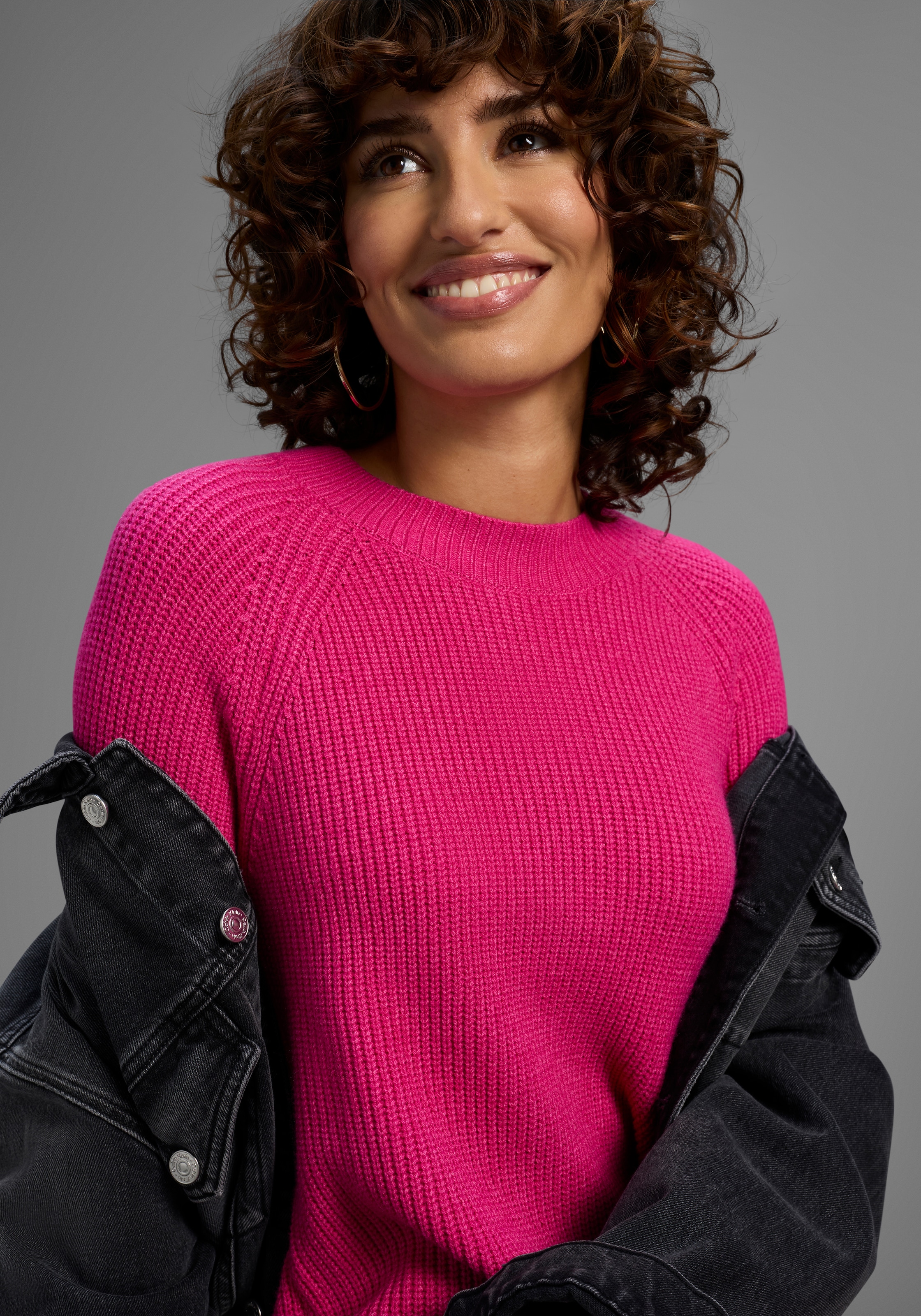 Laura Scott Strickkleid, mit modischem Strickmuster - NEUE KOLLEKTION