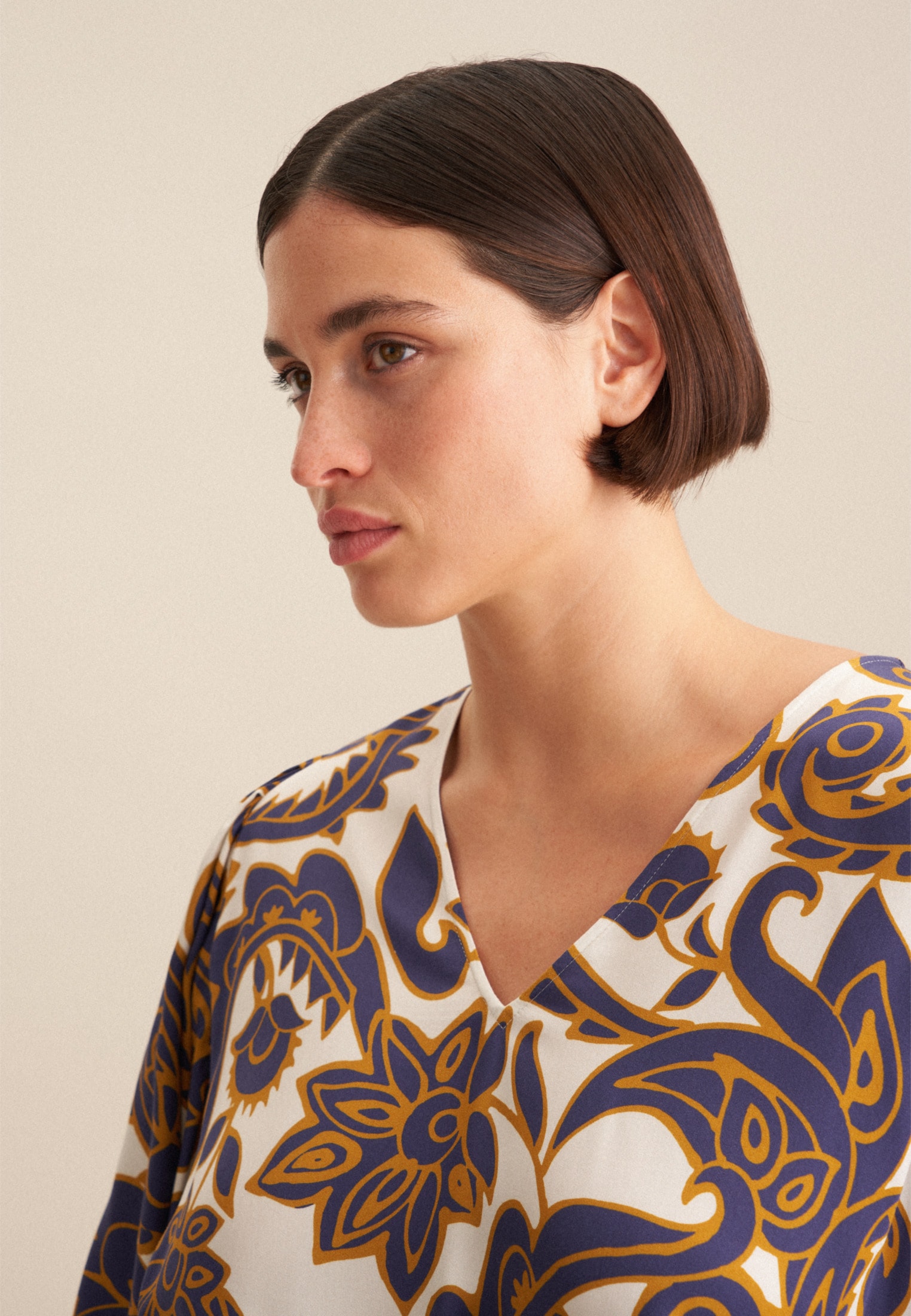 seidensticker Sommerkleid »Schwarze Rose«, 3/4-Arm V-Neck Paisley
