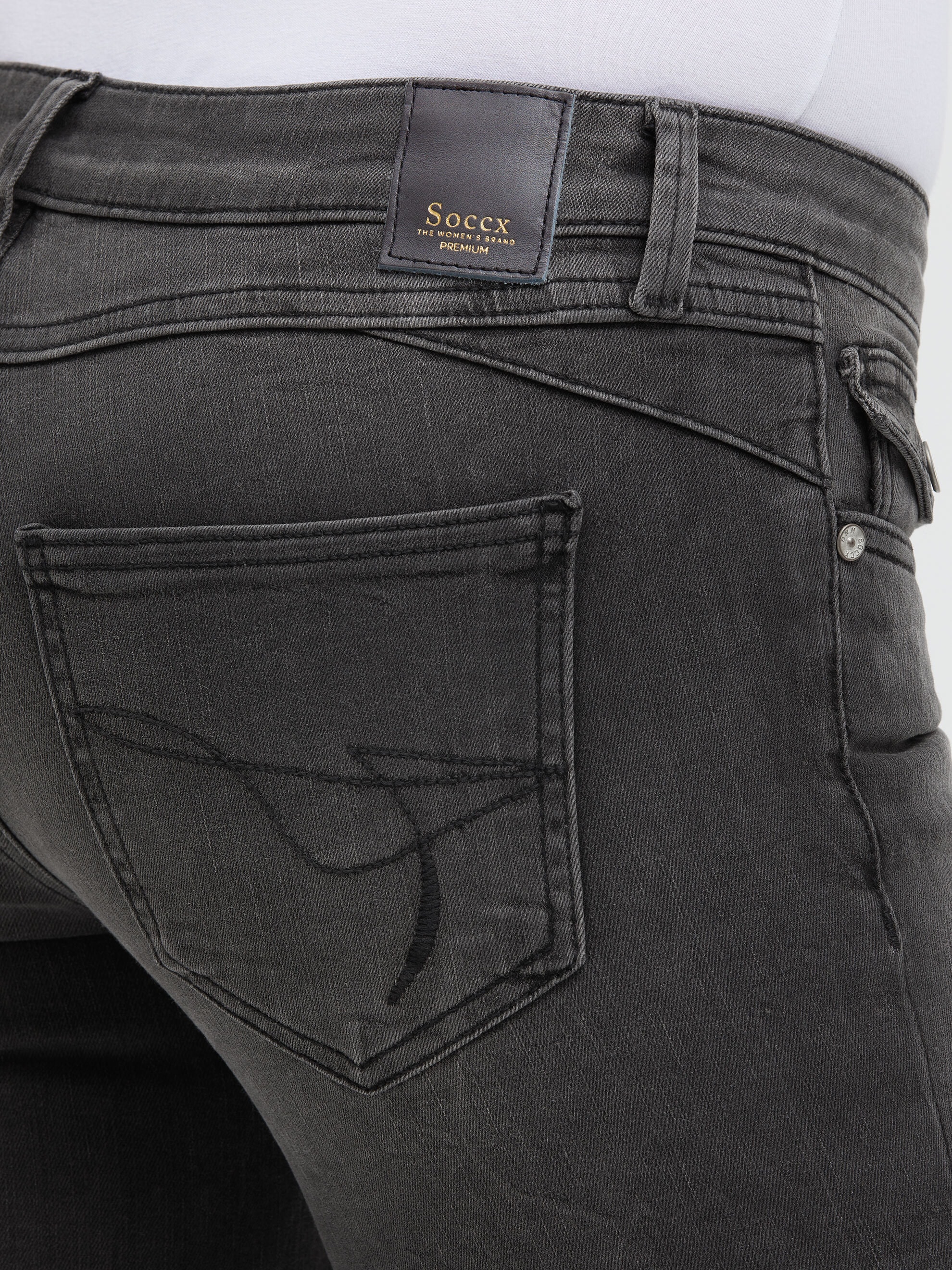 SOCCX Slim-fit-Jeans mit ausgestelltem Bein
