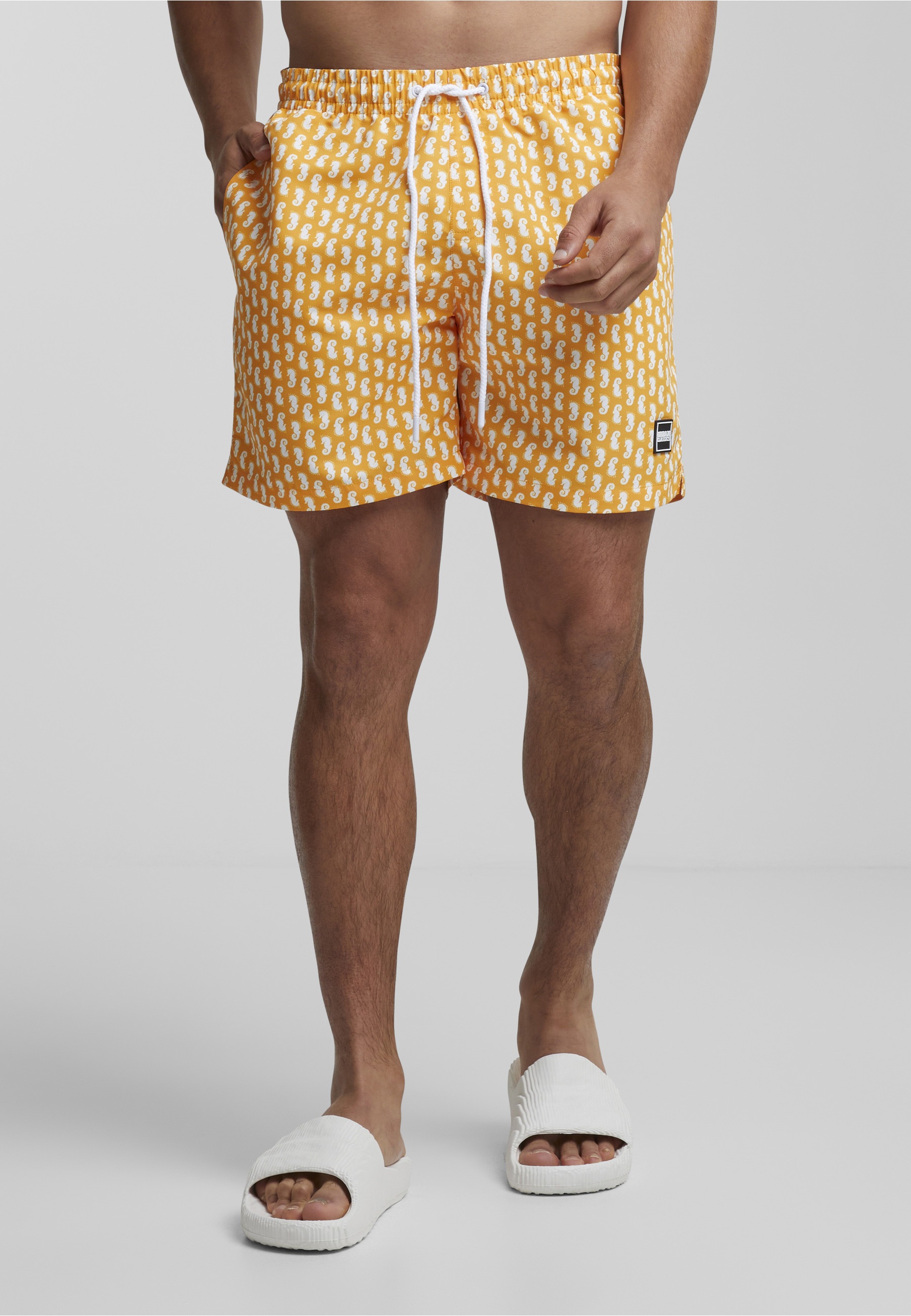 URBAN CLASSICS Badeshorts »Urban Classics Herren Pattern Swim Shorts«