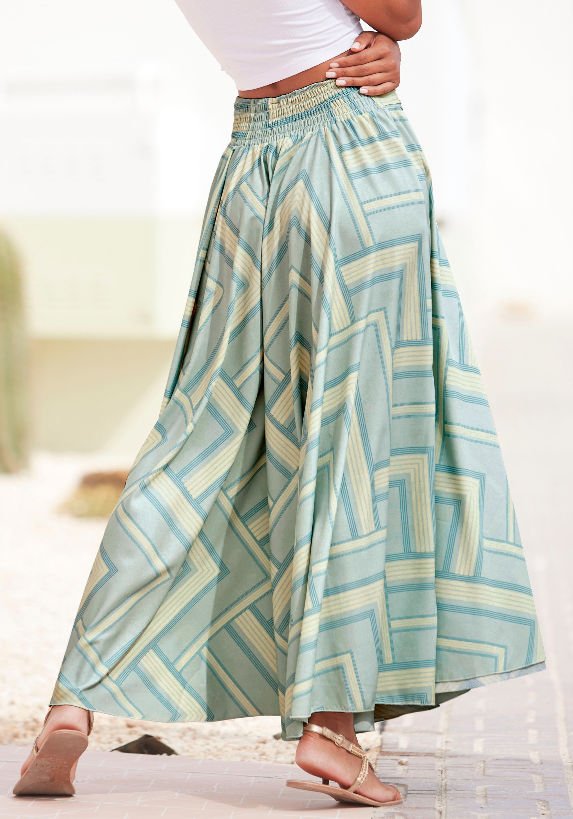 Thumbnail - LASCANA Hosenrock, aus glatter Ware, Culotte, extraweites Bein