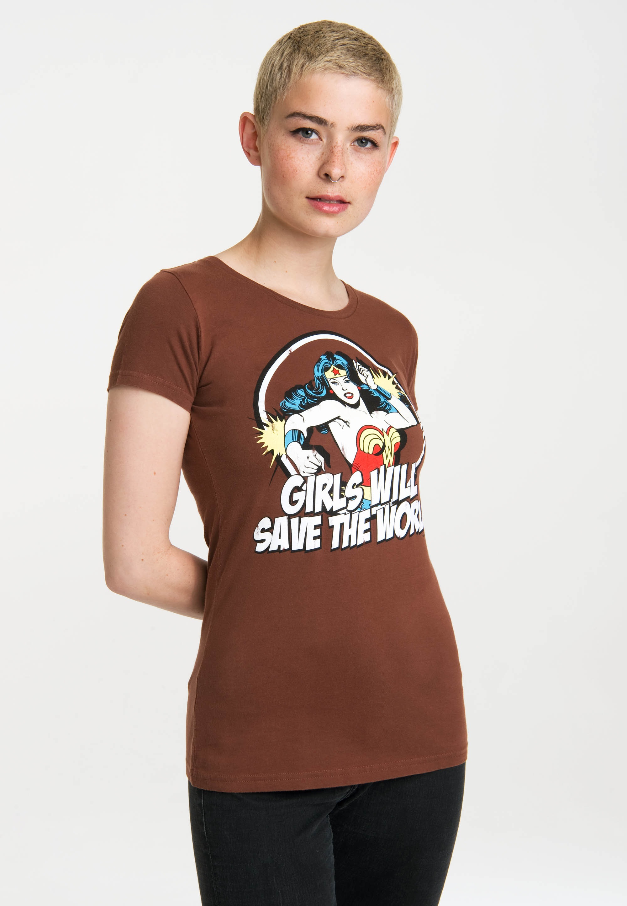 LOGOSHIRT T-Shirt »DC - Wonder Woman - Girls Will«, mit Wonder Woman-Print