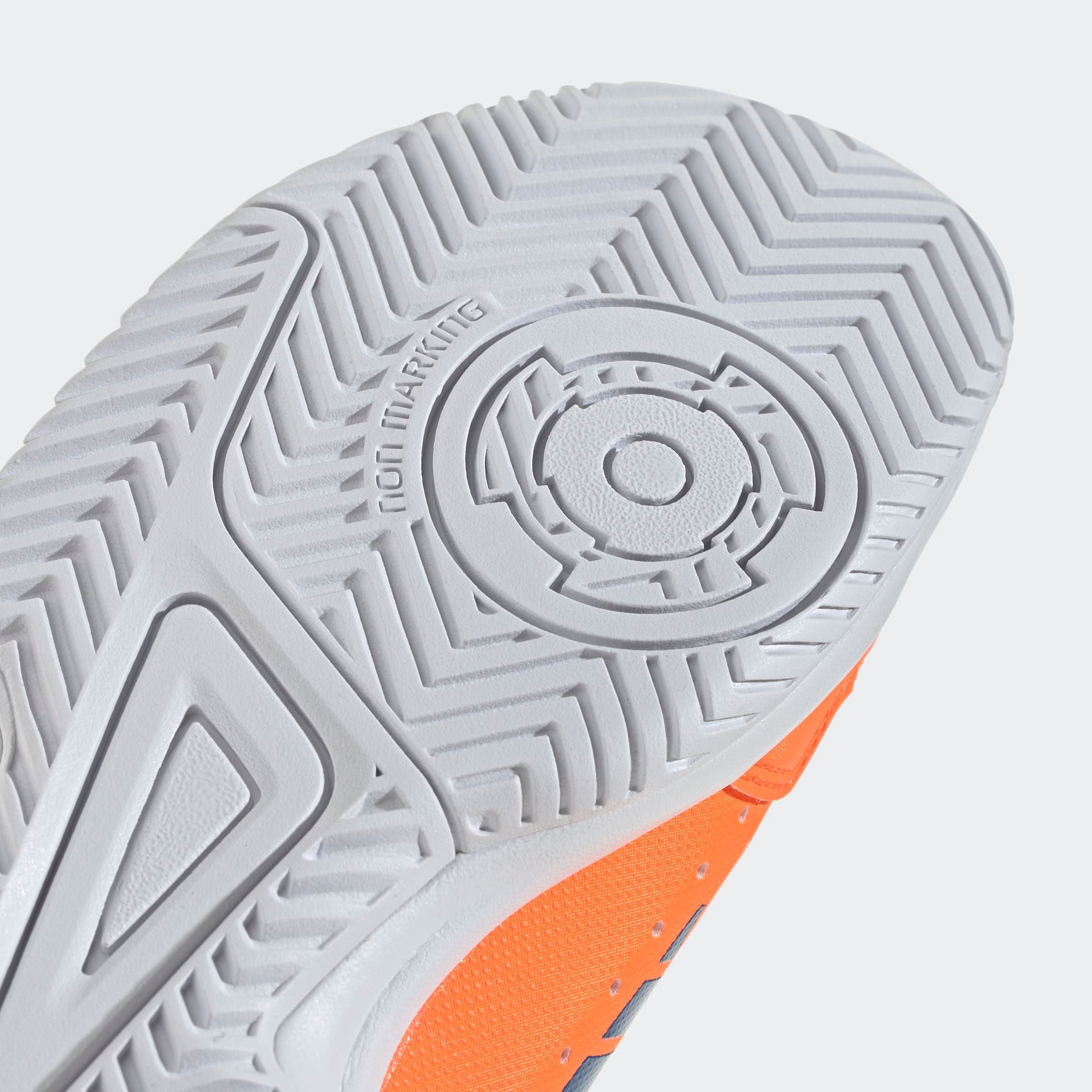 adidas Performance Hallenschuh »COURT STABIL«