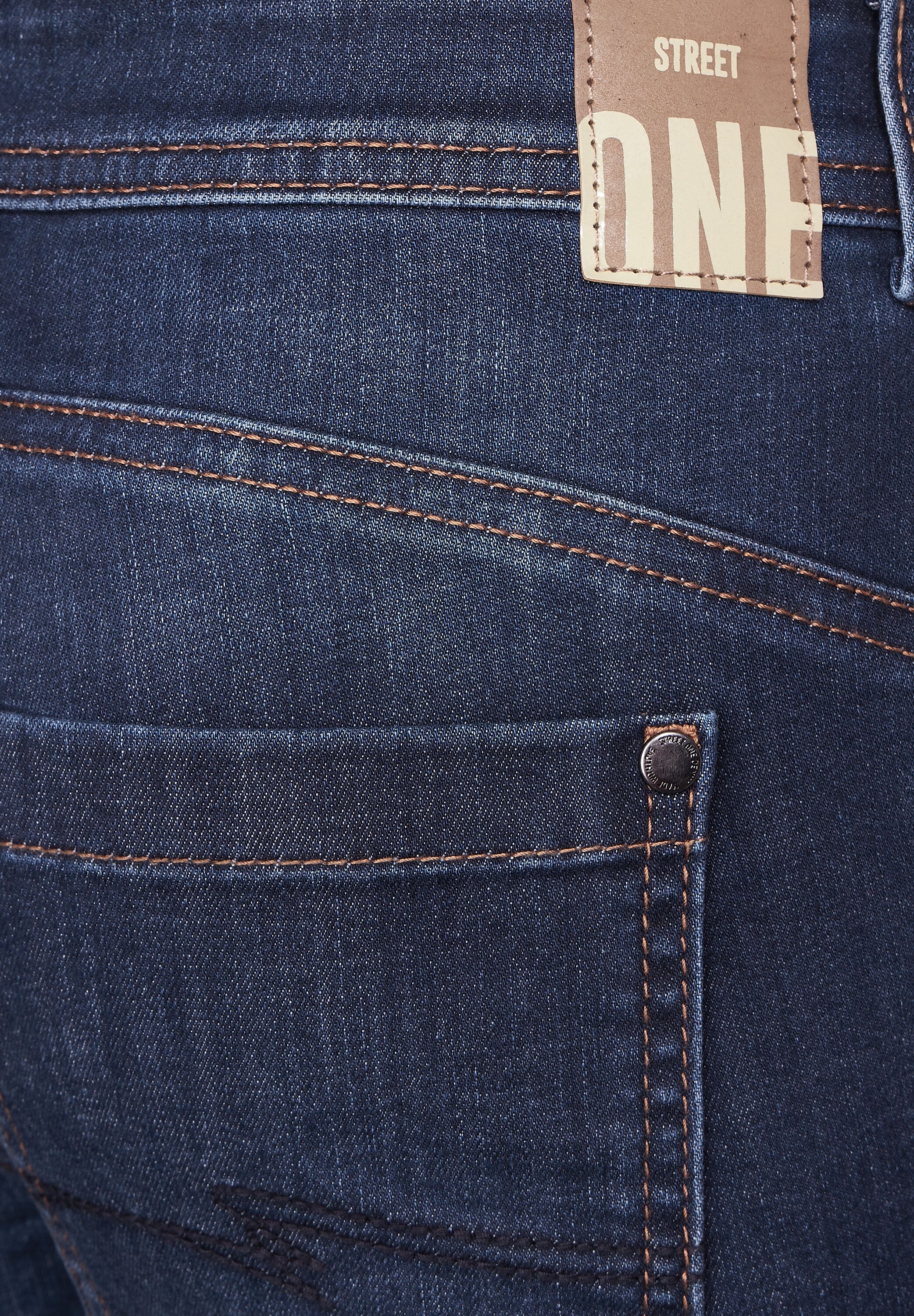 STREET ONE Comfort-fit-Jeans, mit Doppelknopf