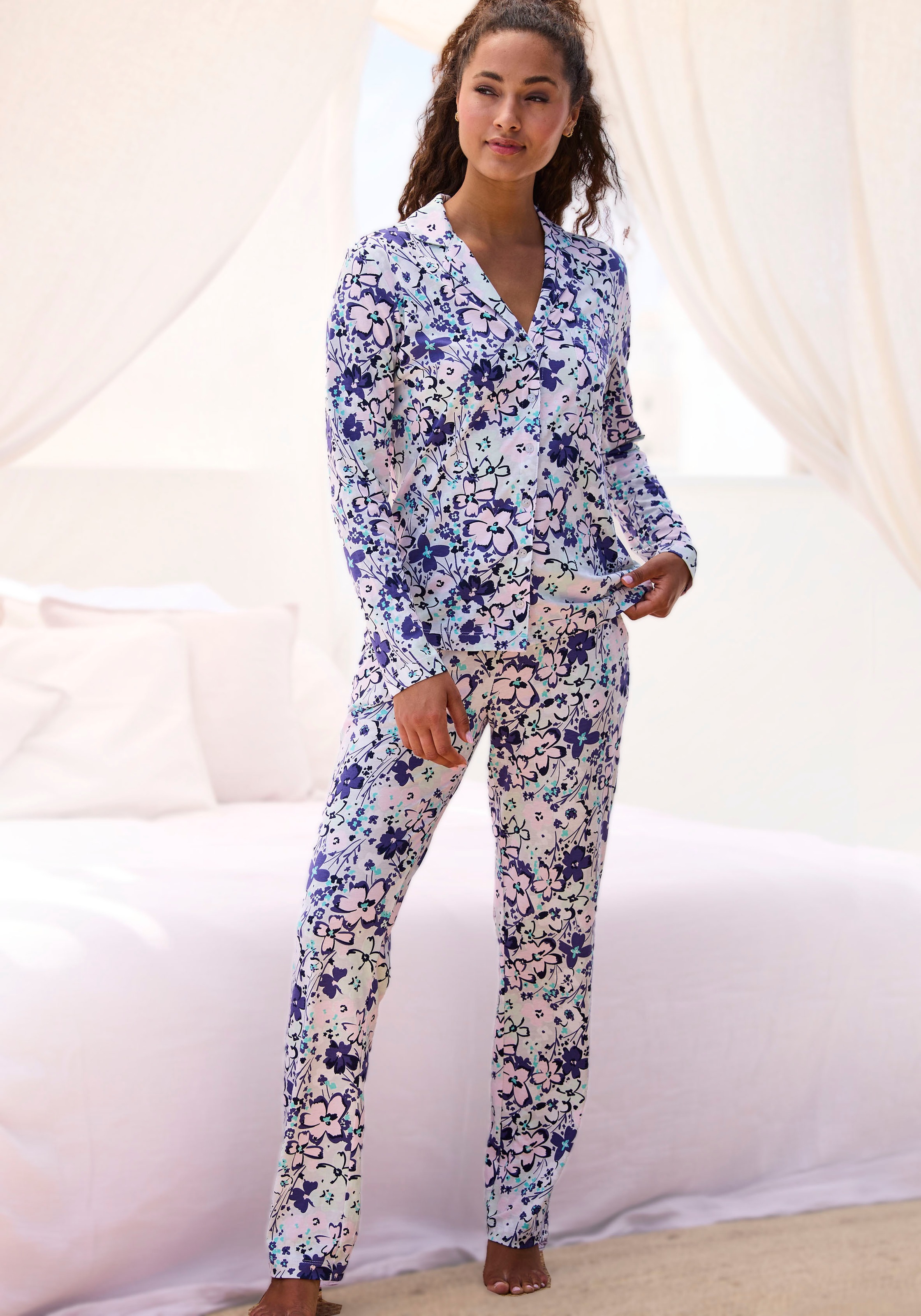 s.Oliver Pyjama, (Set, 2 tlg.), im klassischen Stil günstig online kaufen