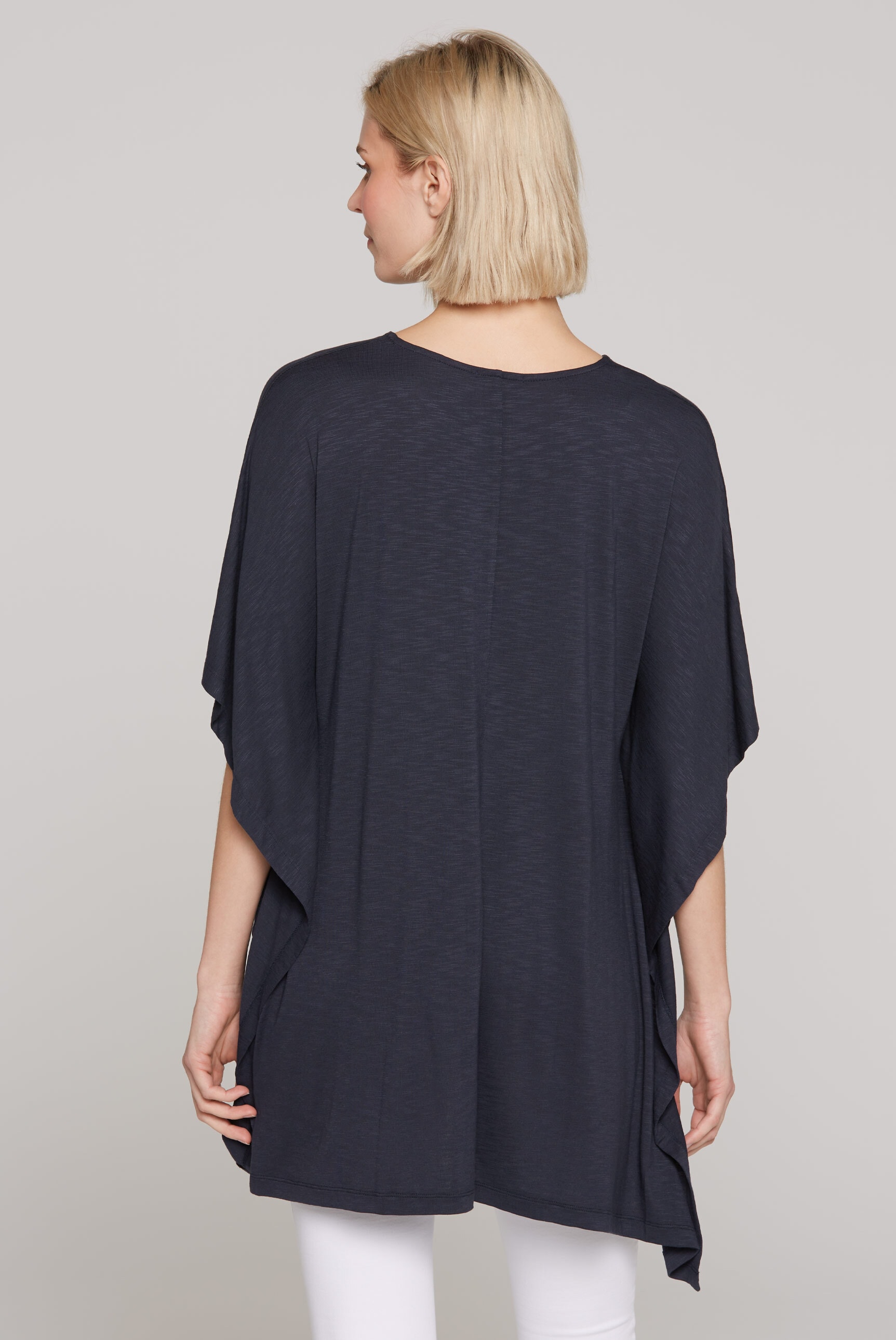 SOCCX Oversize-Shirt, mit längerer Rückenpartie