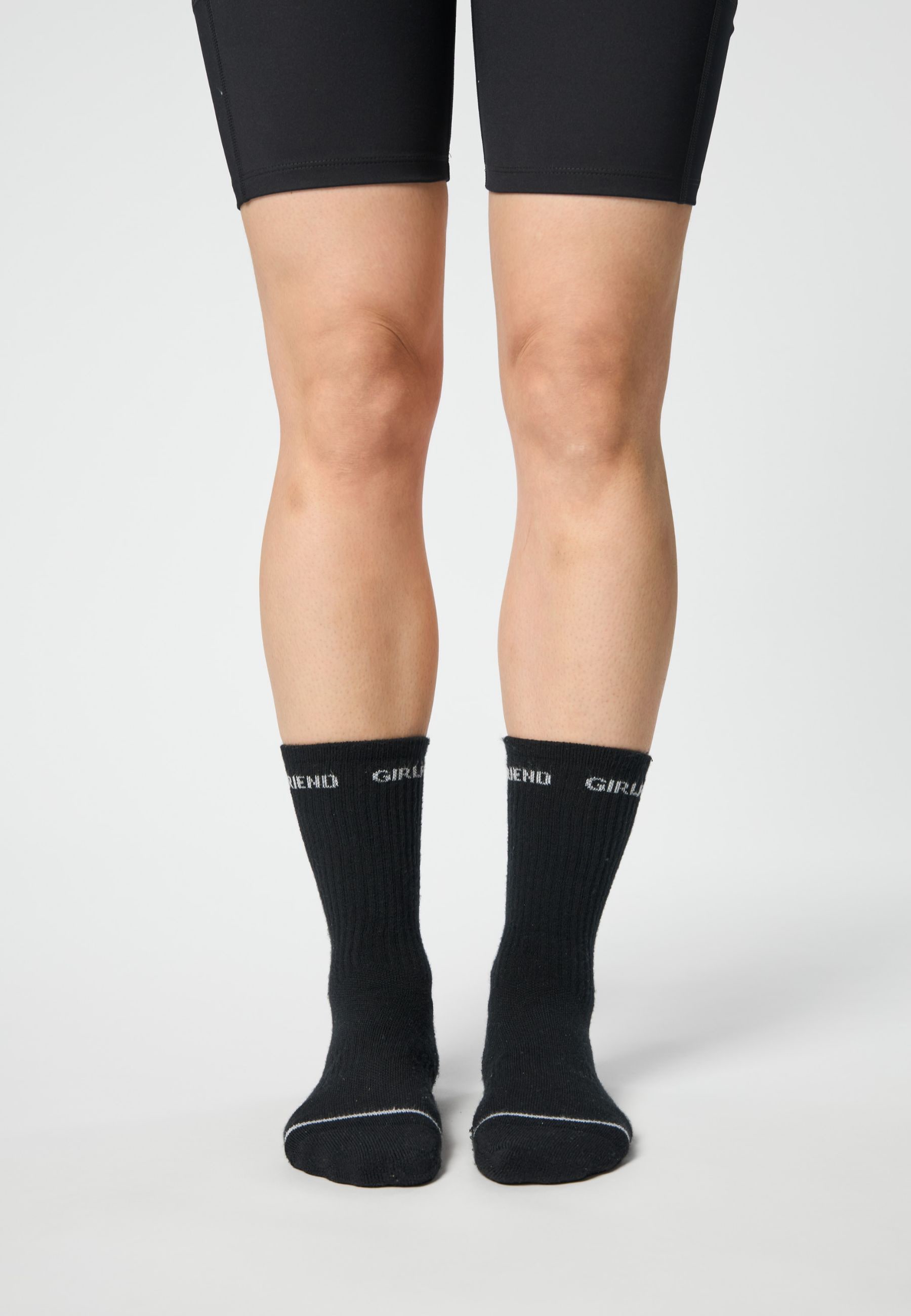 GIRLFRIEND COLLECTIVE Tennissocken »Girlfriend Collective 3-Pack Girlfriend Crew Sock«