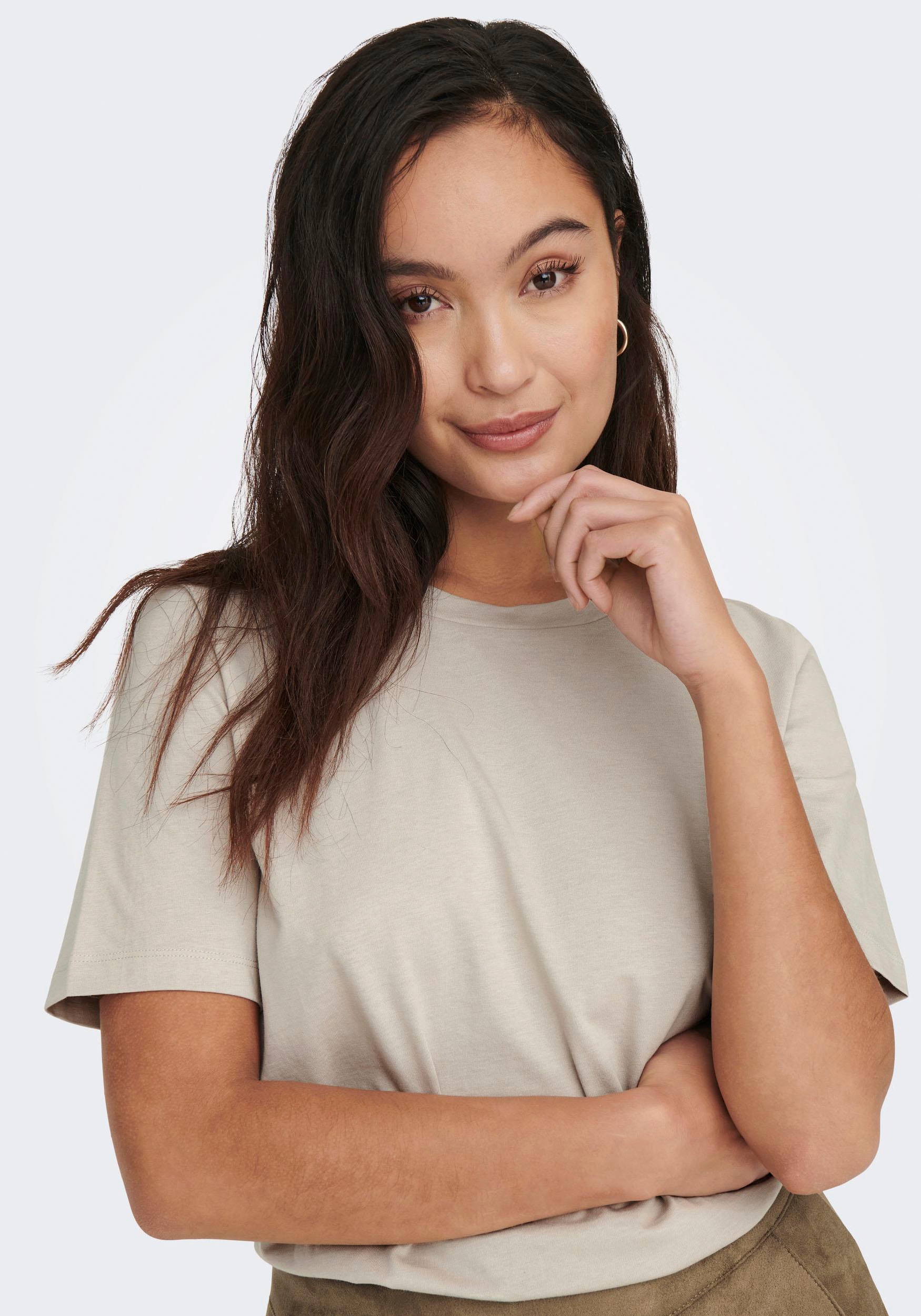 ONLY Kurzarmshirt "ONLONLY – T-Shirt mit Rundhals und klassischem Schnitt", günstig online kaufen