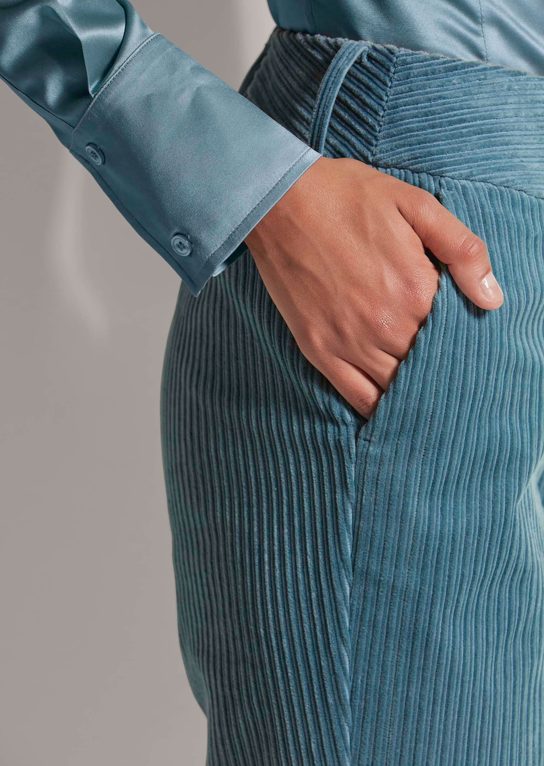 MADELEINE Stoffhose »Hose Schlanke Cordhose«