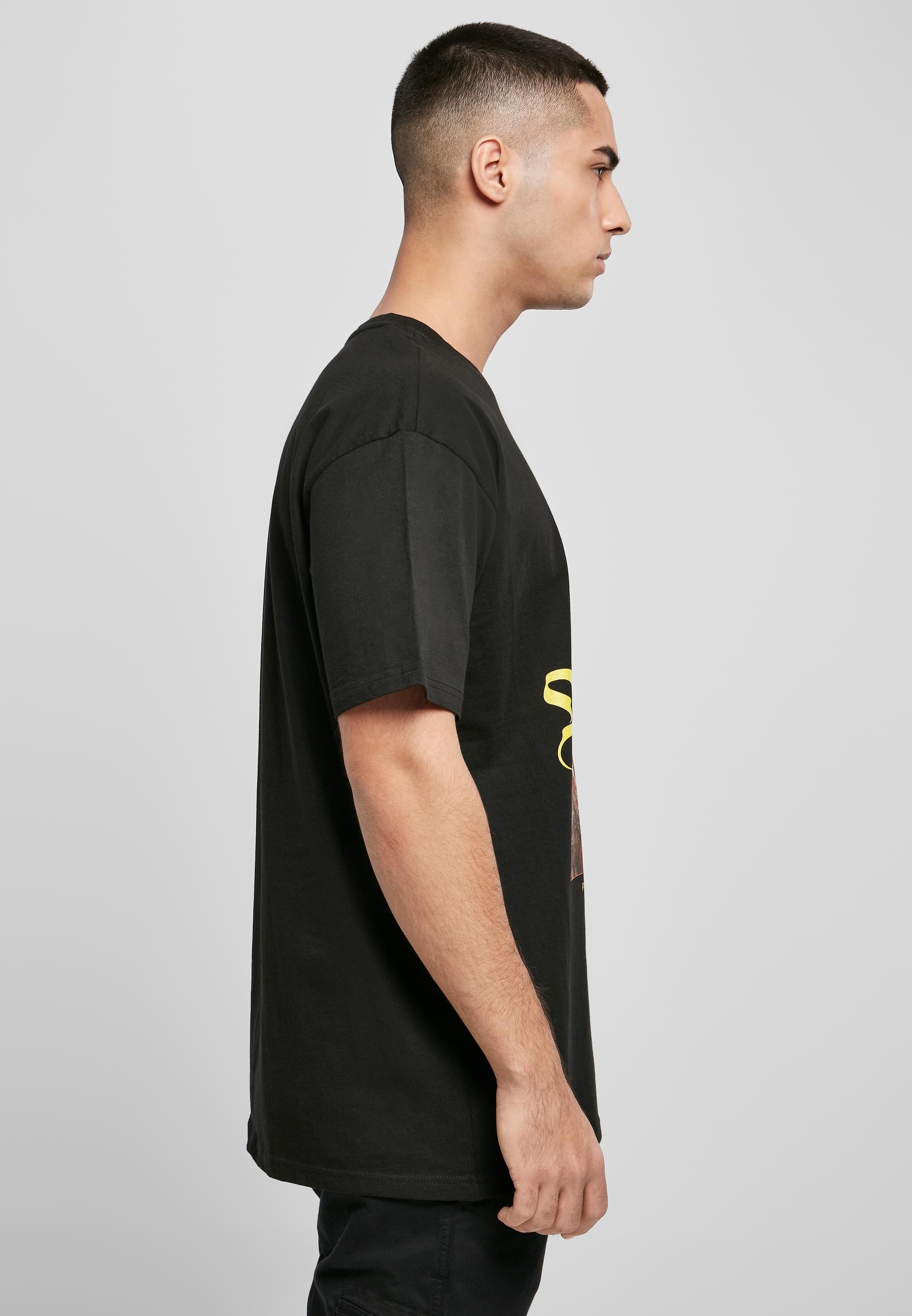 MisterTee Kurzarmshirt »MisterTee Unisex Pray Painting Oversize Tee«, (1 tlg.)