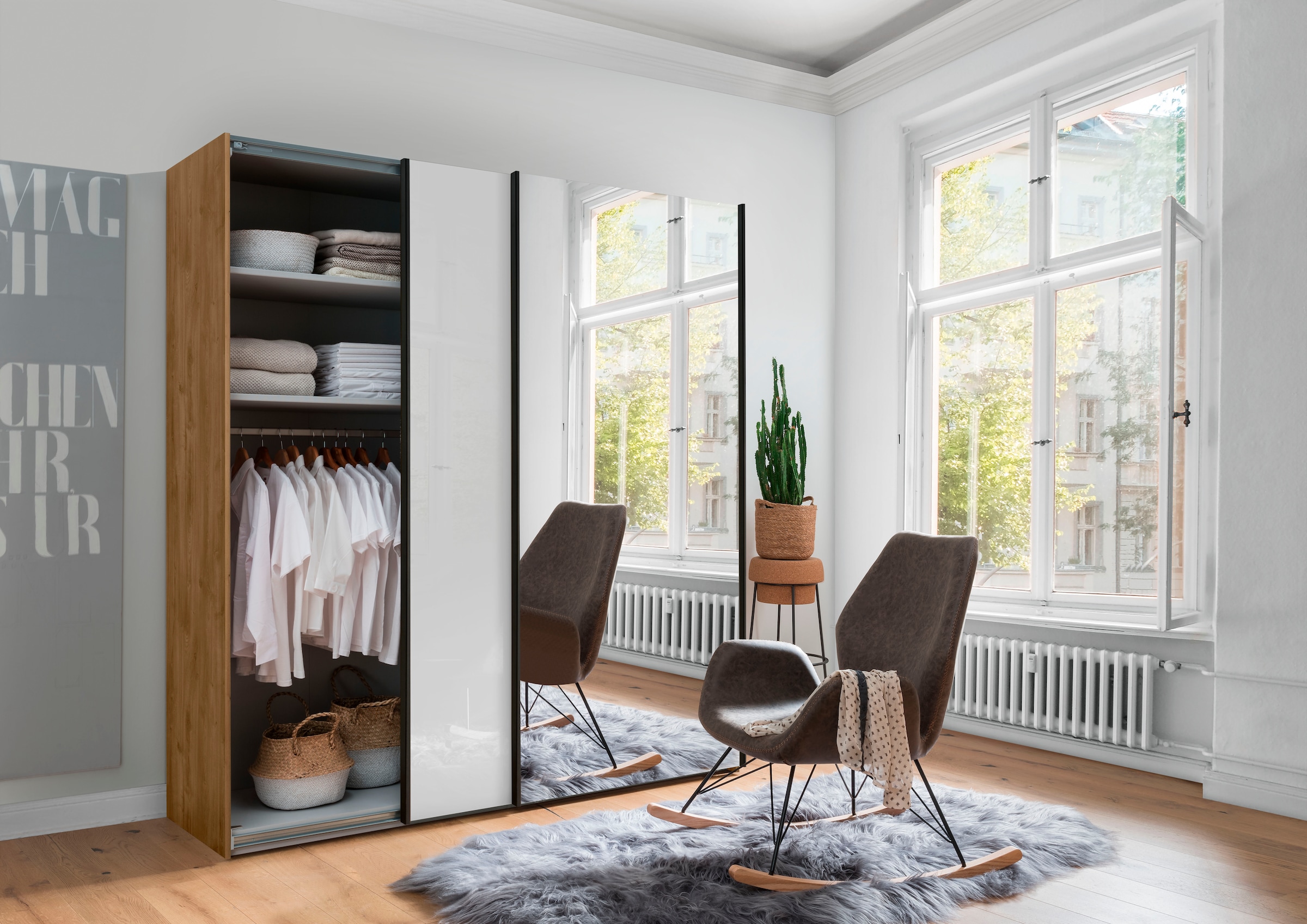 WIEMANN Schwebetürenschrank »Monaco« mit Glasfront sowie hochwertigen Beschlägen