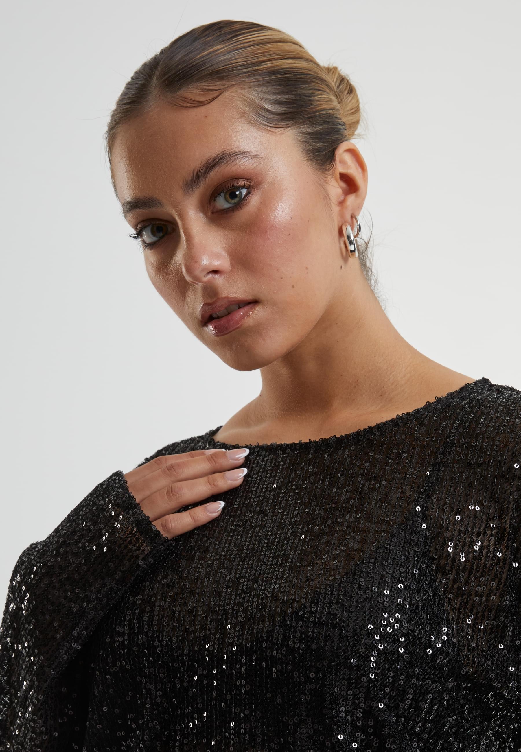 URBAN CLASSICS Longsleeve »Urban Classics Ladies Sequins Longsleeve«, (1 tlg.)