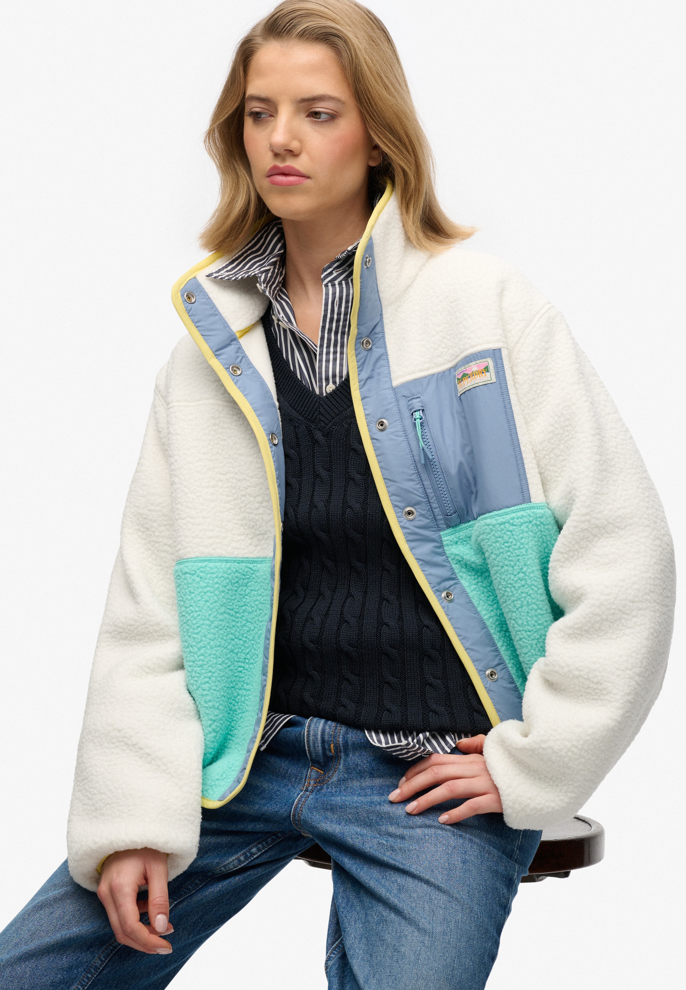Superdry Fleecejacke »COLOUR BLOCK FLEECE JACKET« Kunstfaser, oversize, Colorblock, Superdry-Etikett an der Brusttasche
