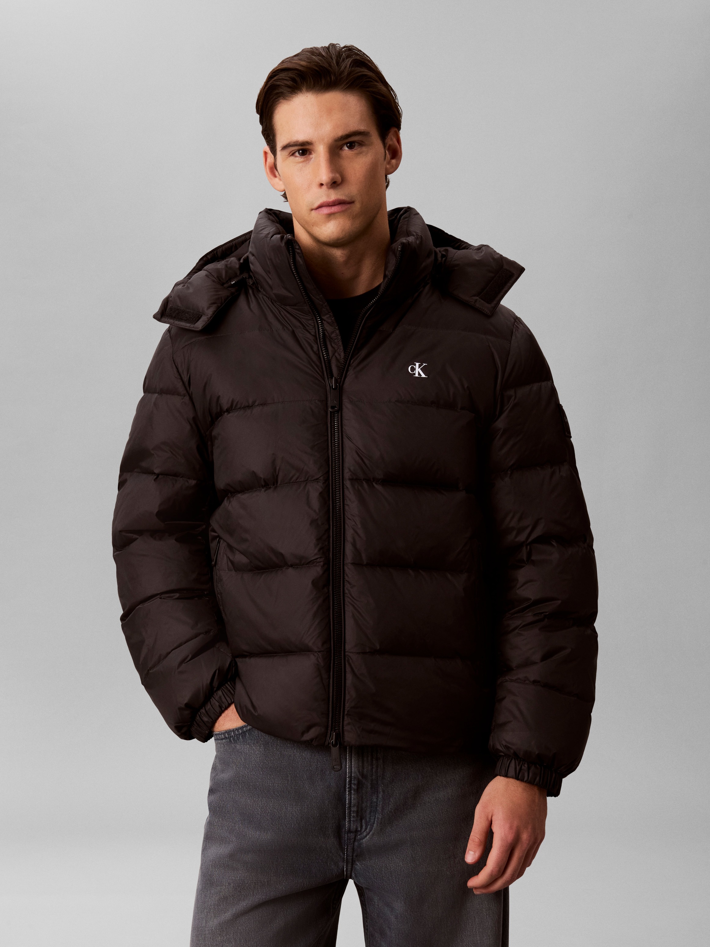 Calvin Klein Jeans mit Kapuze Regular Fit, warm wattiert, Logo-Stickerei