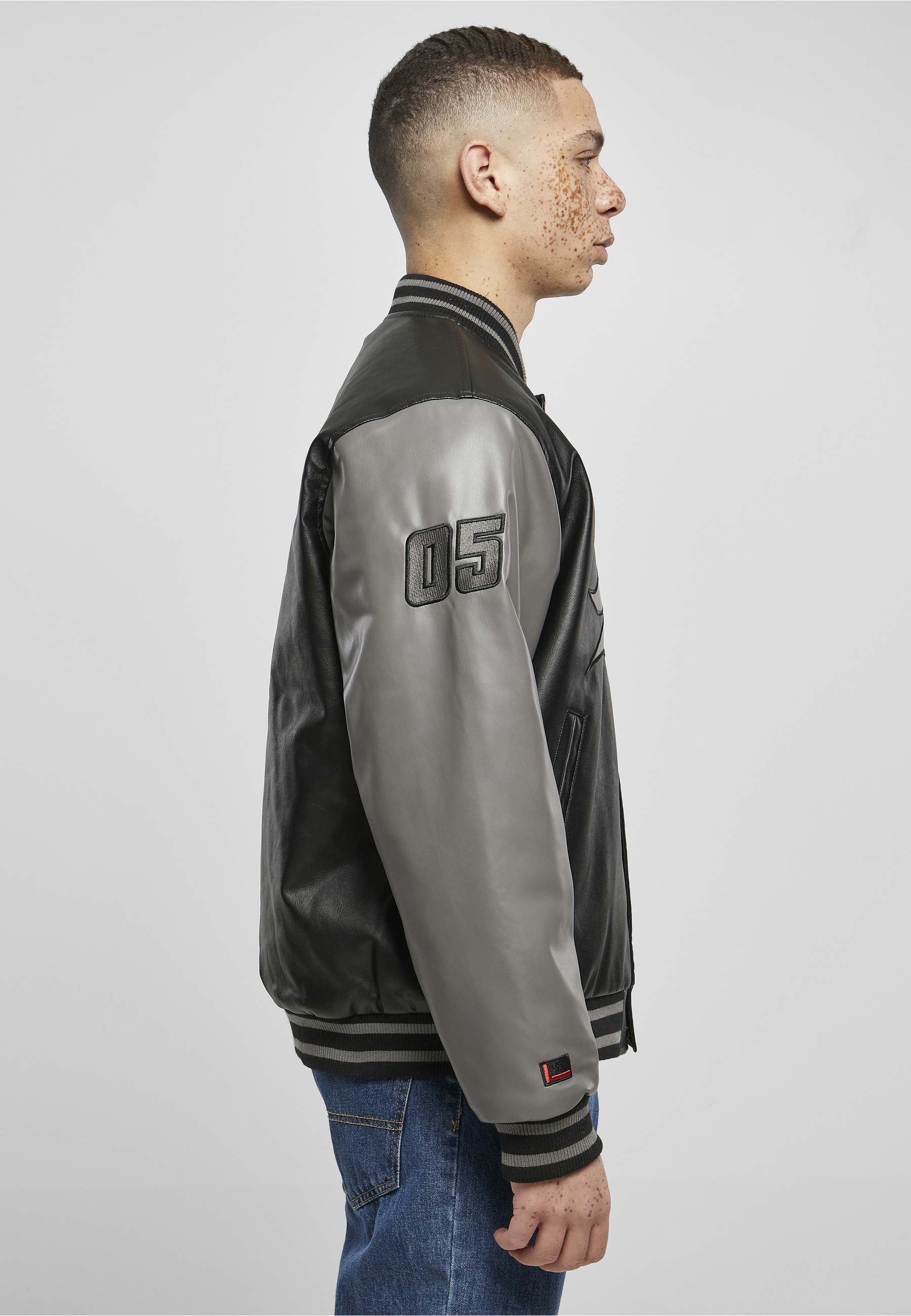 Fubu Anorak »Fubu Herren FM231-024-1 FUBU Varsity Leather Jacket« 1 Stk. tlg. ohne Kapuze