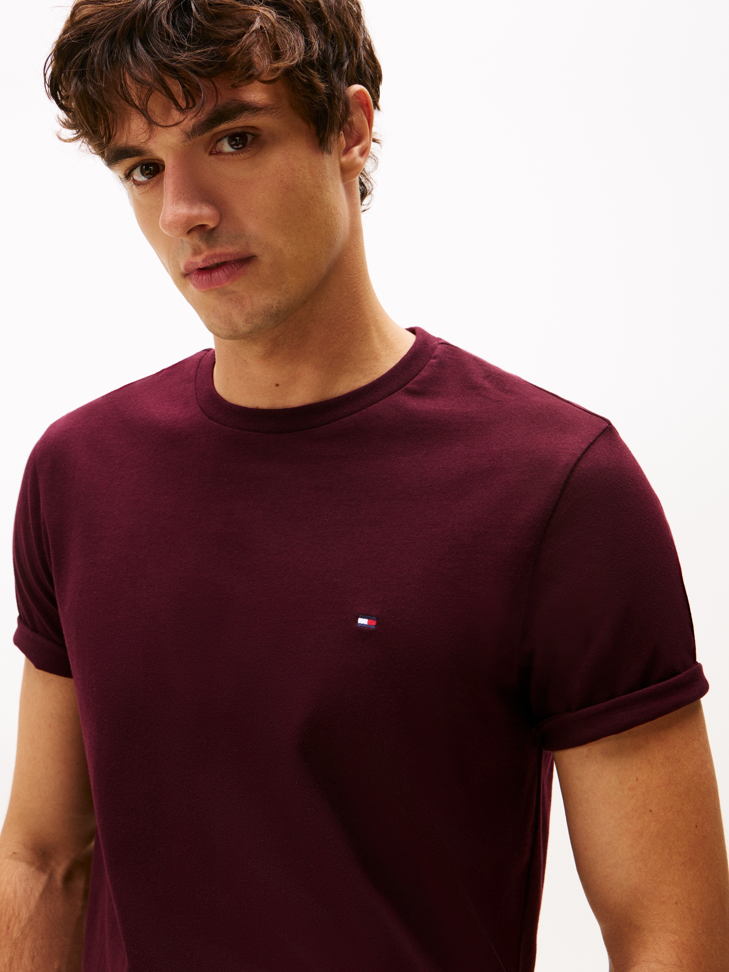 Tommy Hilfiger T-Shirt »ESSENTIAL REG FIT SOLID TEE«, mit Rundhalsausschnitt