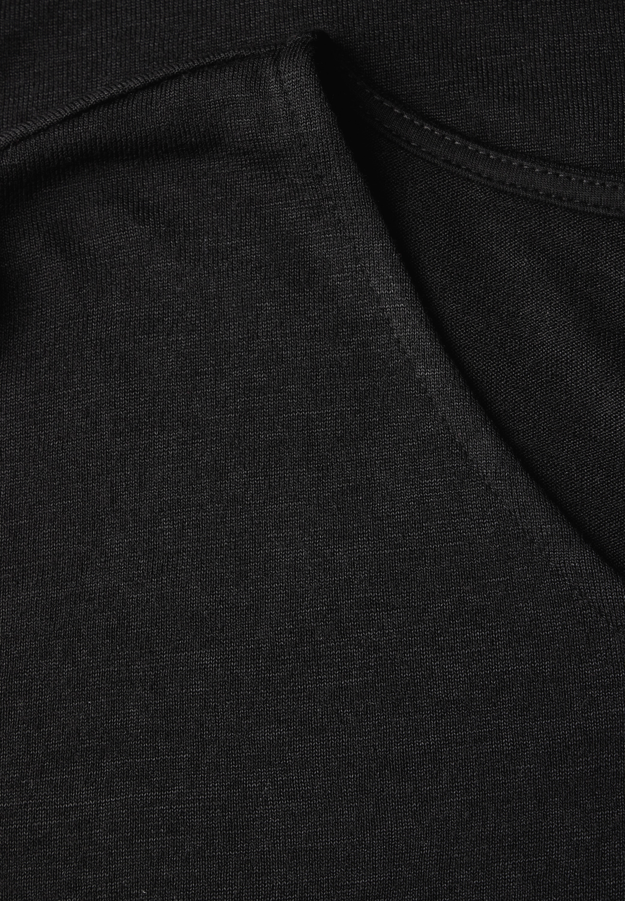 STREET ONE T-Shirt, mit abgerundetem V-Ausschnitt