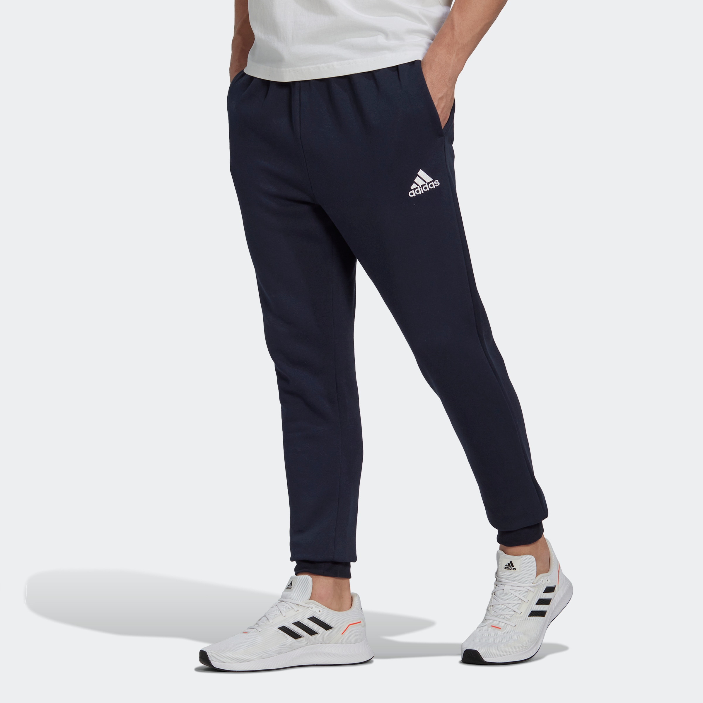 adidas Sportswear Sporthose "ESSENTIALS FLEECE REGULAR TAPERED HOSE", (1 tlg.)