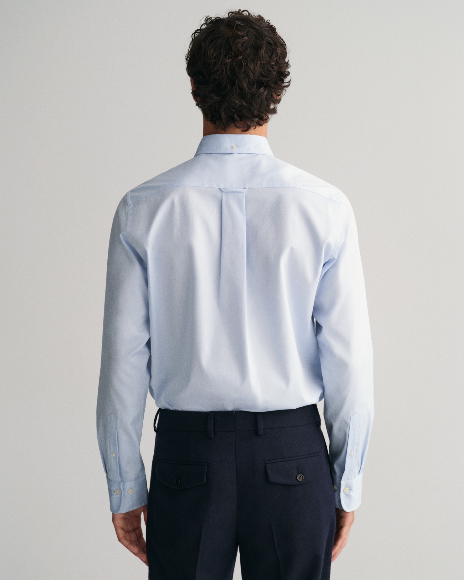 Gant Langarmhemd »Slim Fit Popeline Hemd leichte Baumwolle strapazierfähig pflegeleicht«, mit klassischer Logostickerei auf der Brust