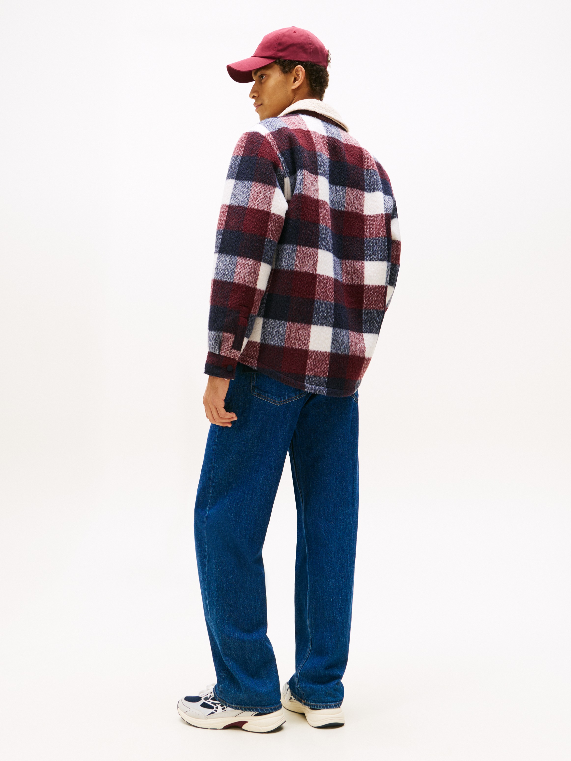 Tommy Jeans Karohemd »CHECK TEDDY OVERSHIRT«, Regular fit mit Rundhalsausschnitt