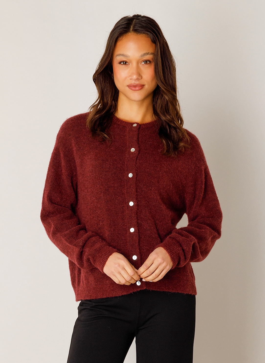 Base Level Cardigan "Yuli" mit Woll-Anteil und Knopfleiste