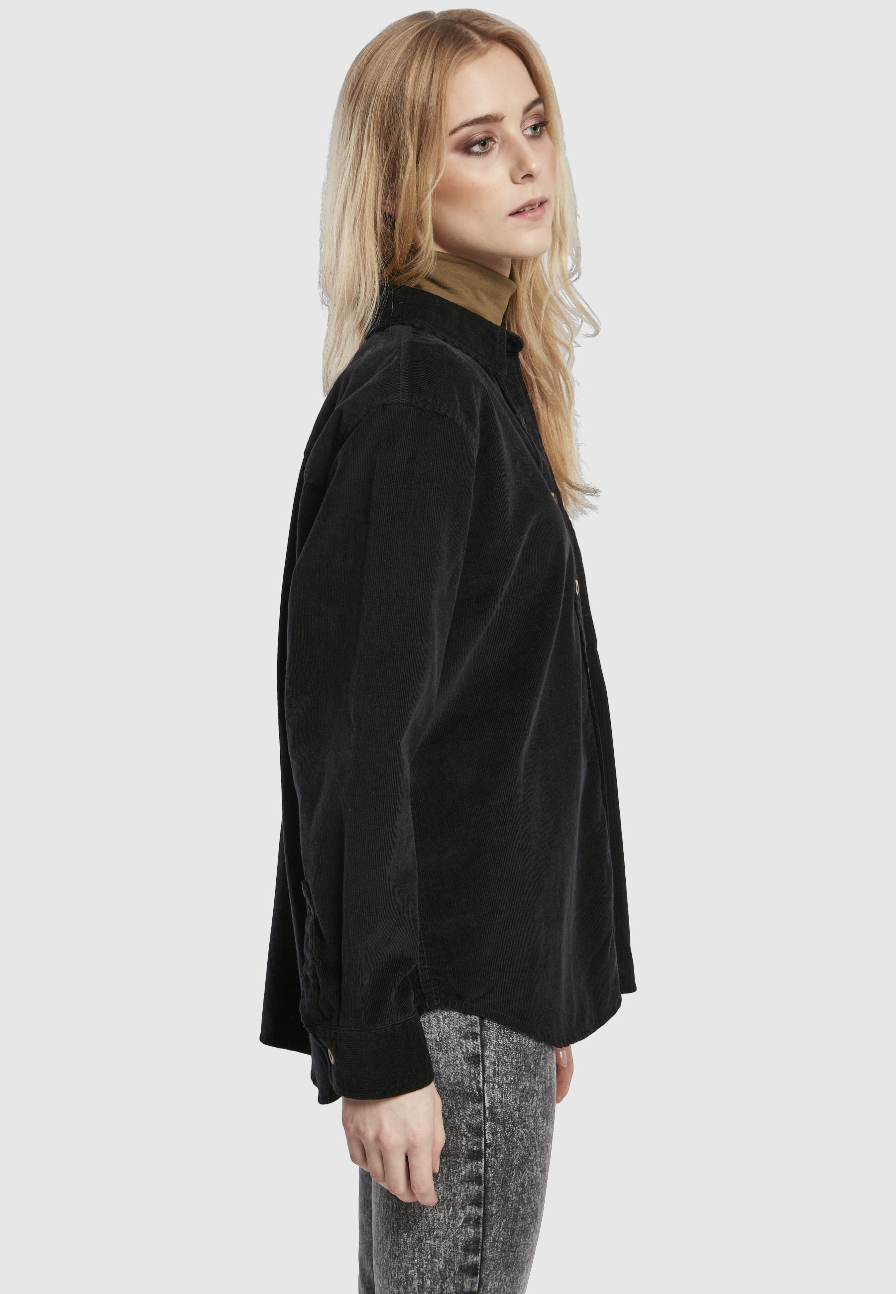 URBAN CLASSICS Langarmhemd »Urban Classics Damen Ladies Corduroy Oversized Shirt« 1 Stk.
