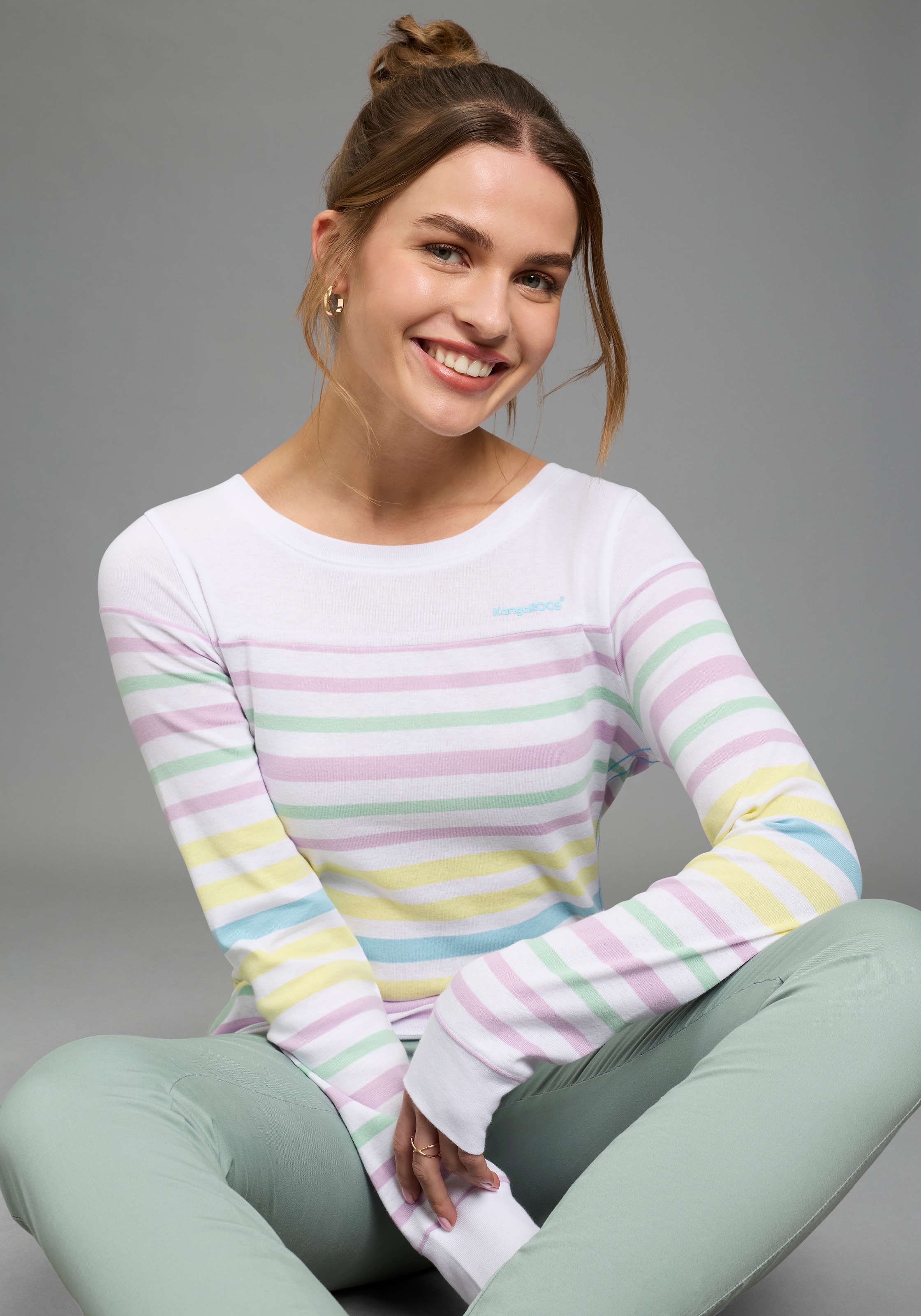 KangaROOS Langarmshirt körpernahe Passform, unifarben, sportlicher Look, au günstig online kaufen