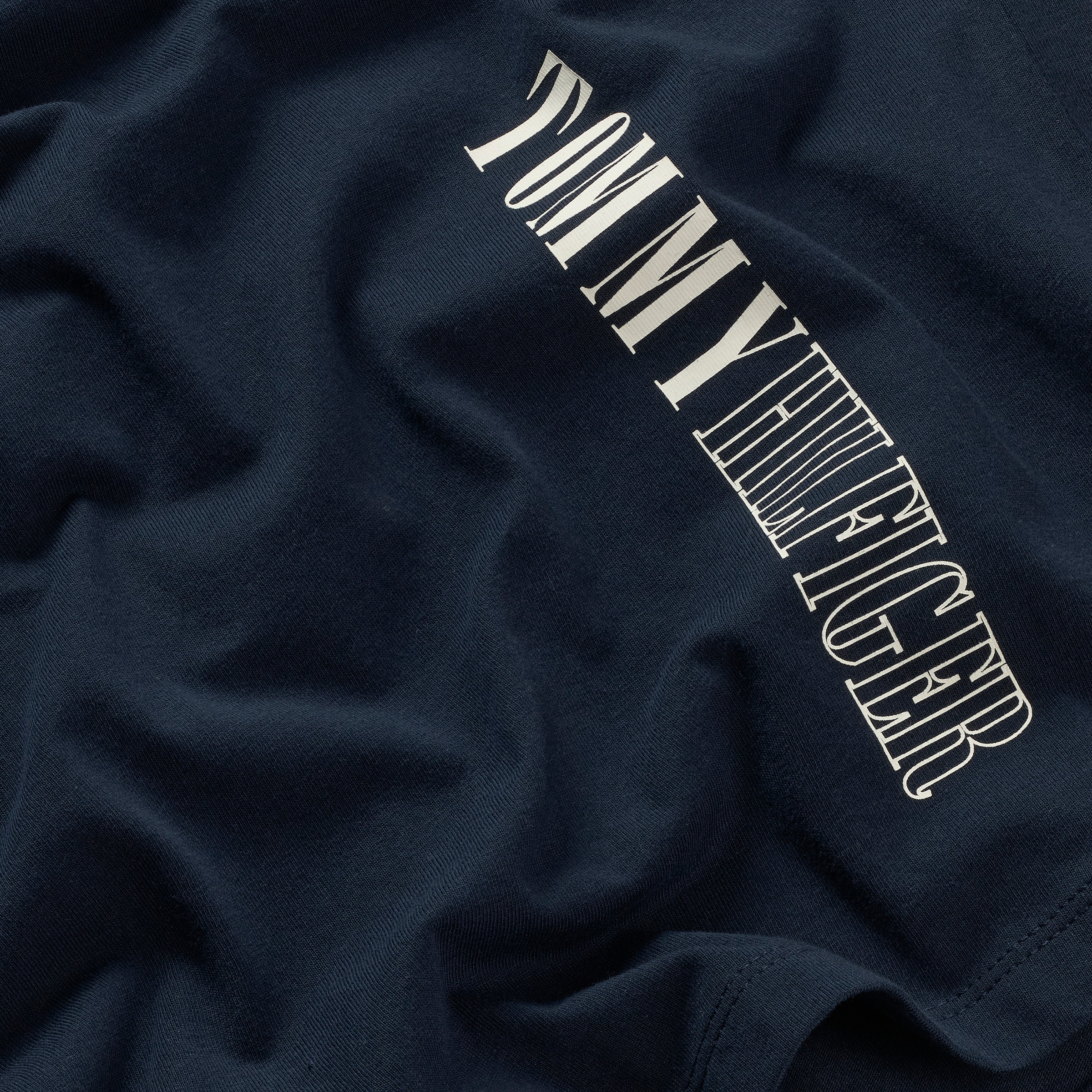 Tommy Hilfiger T-Shirt »TOMMY HILFIGER GRAPHIC T-SHIRT«, für Kinder bis 16 Jahre, Tommy Hilfiger Schriftzug